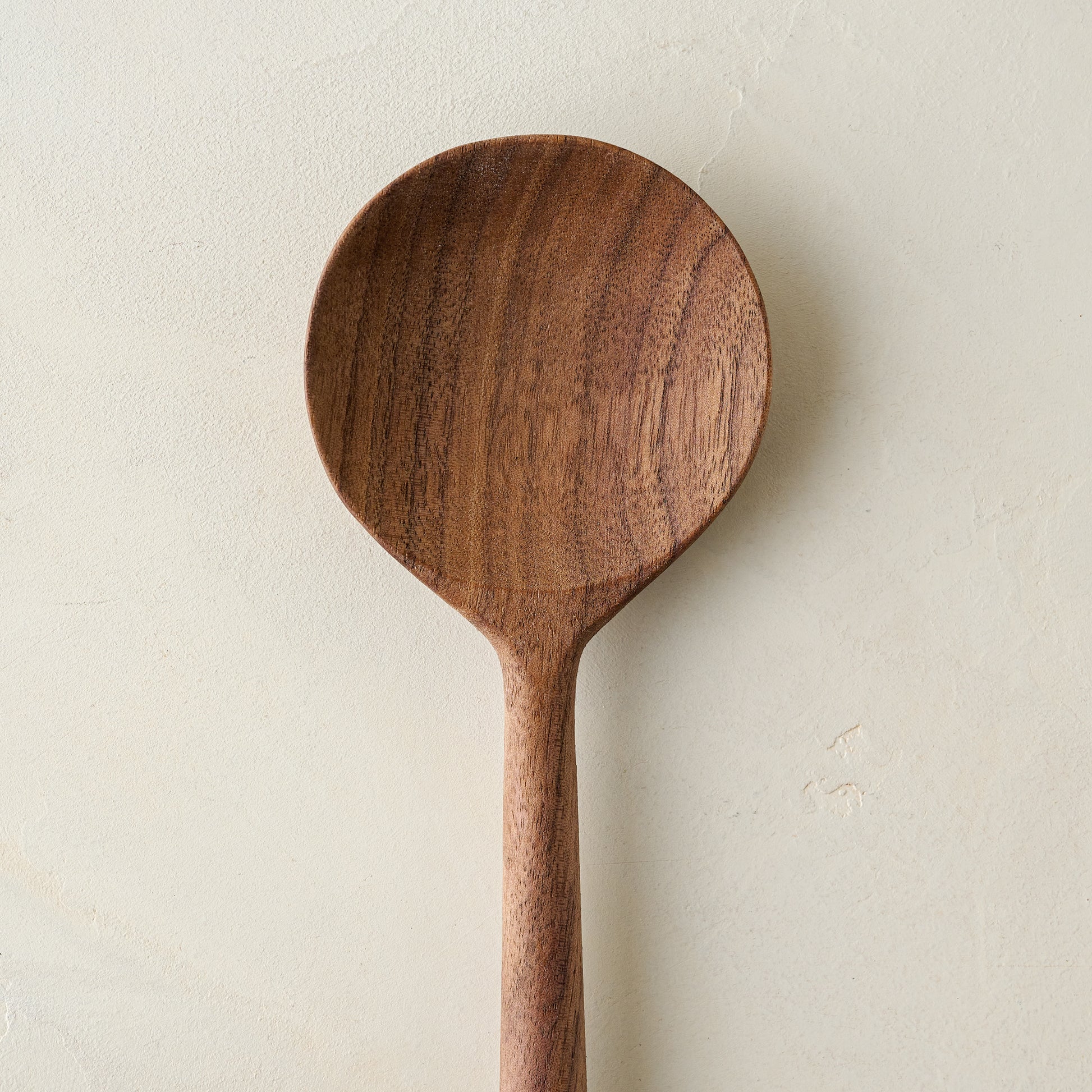 Walnut Spoon (Round) close up view