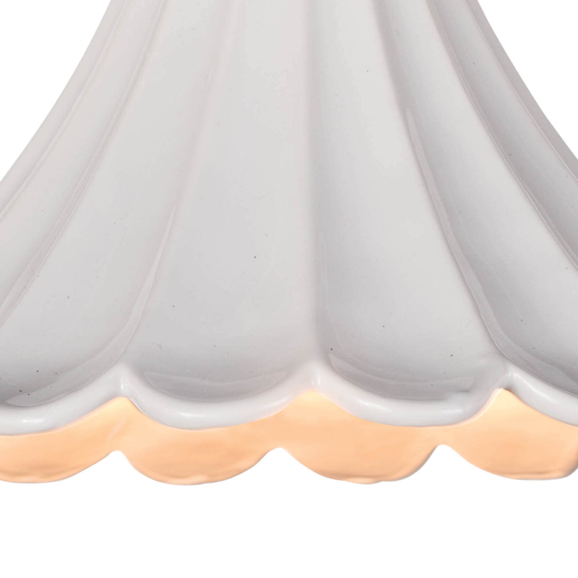 Landry Pendant rim up close