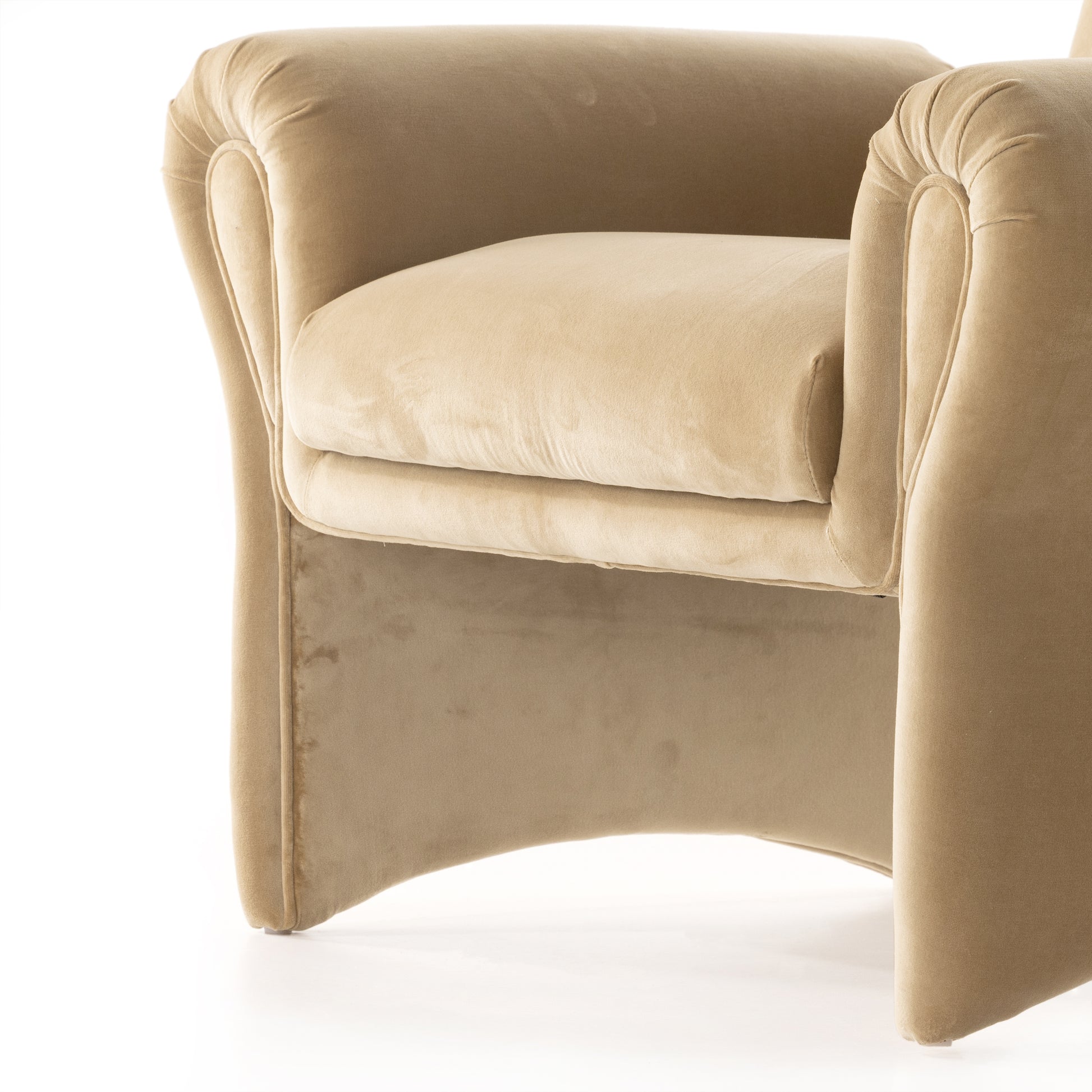 Iris Chair legs and seat up close