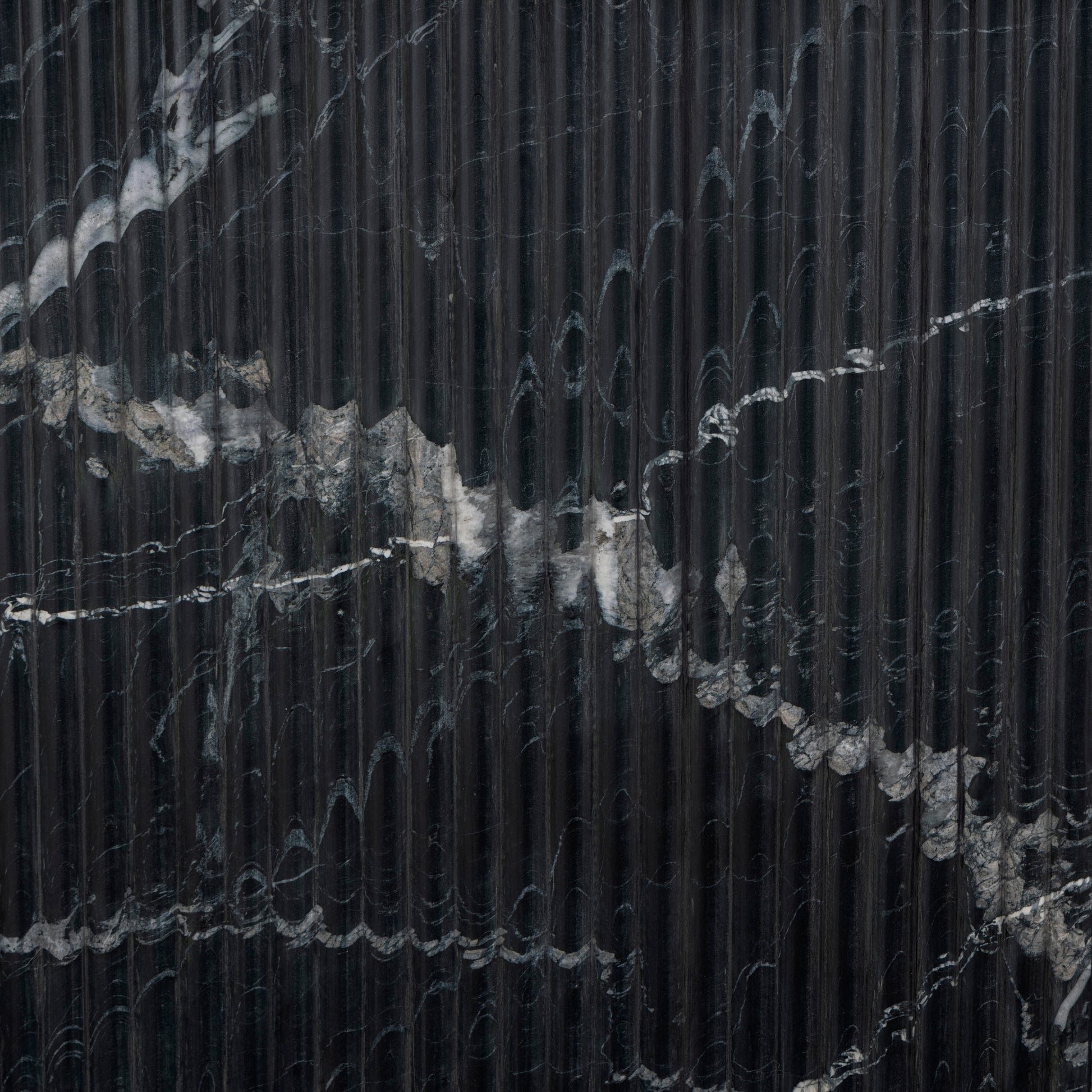 Deco Dining Table - Black Marble ribbed base up close