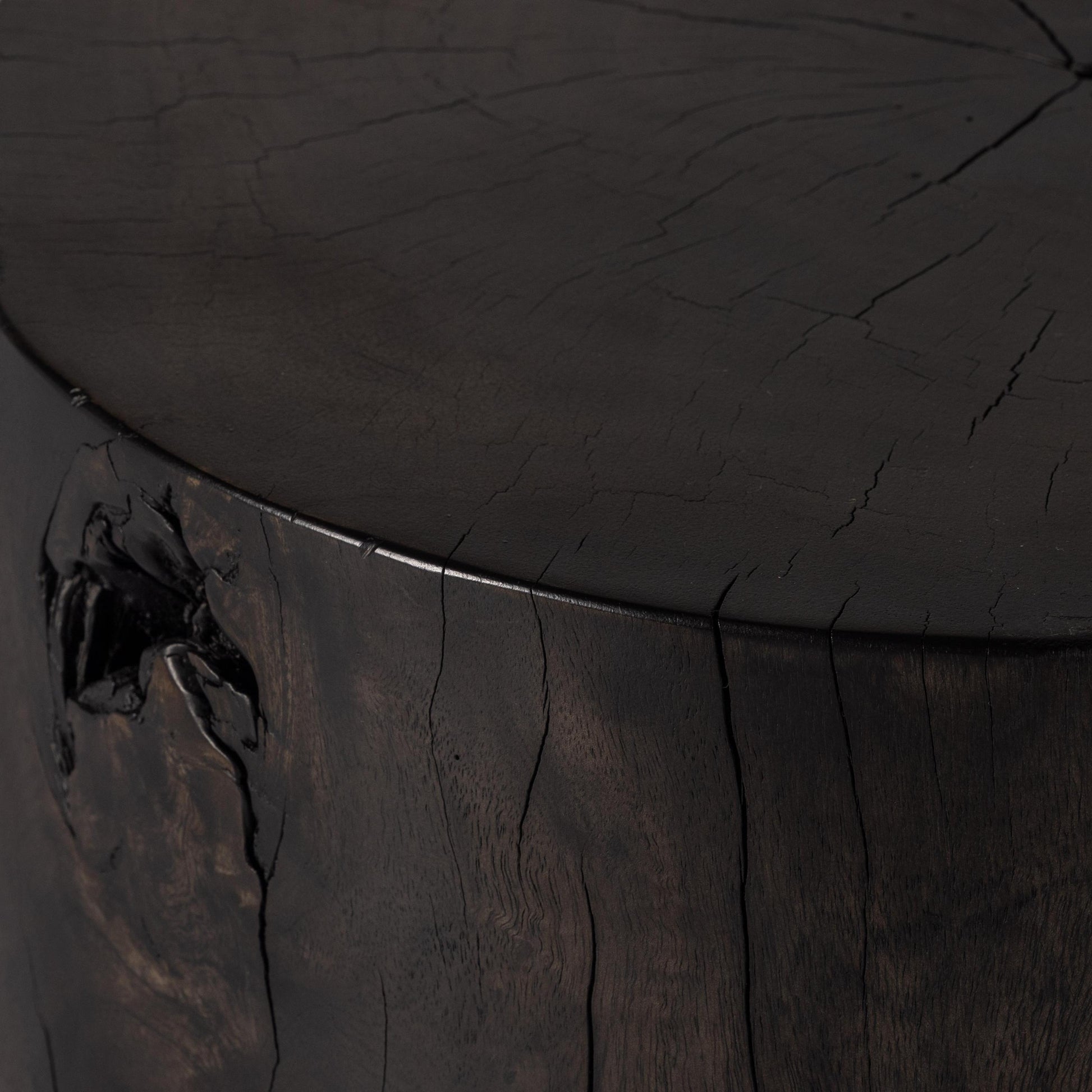 Ferris End Table close up of table edge