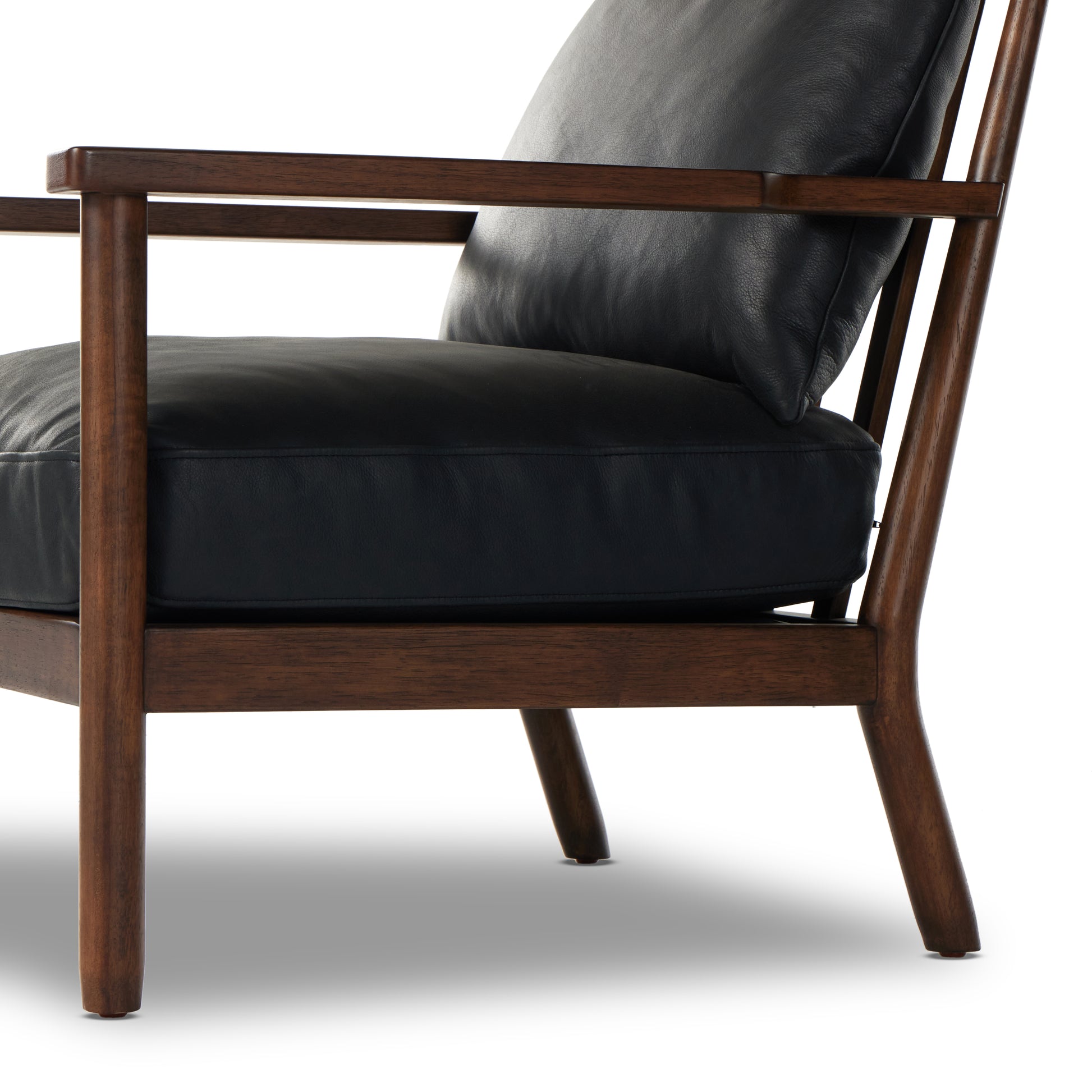 Johnnie Chair seat