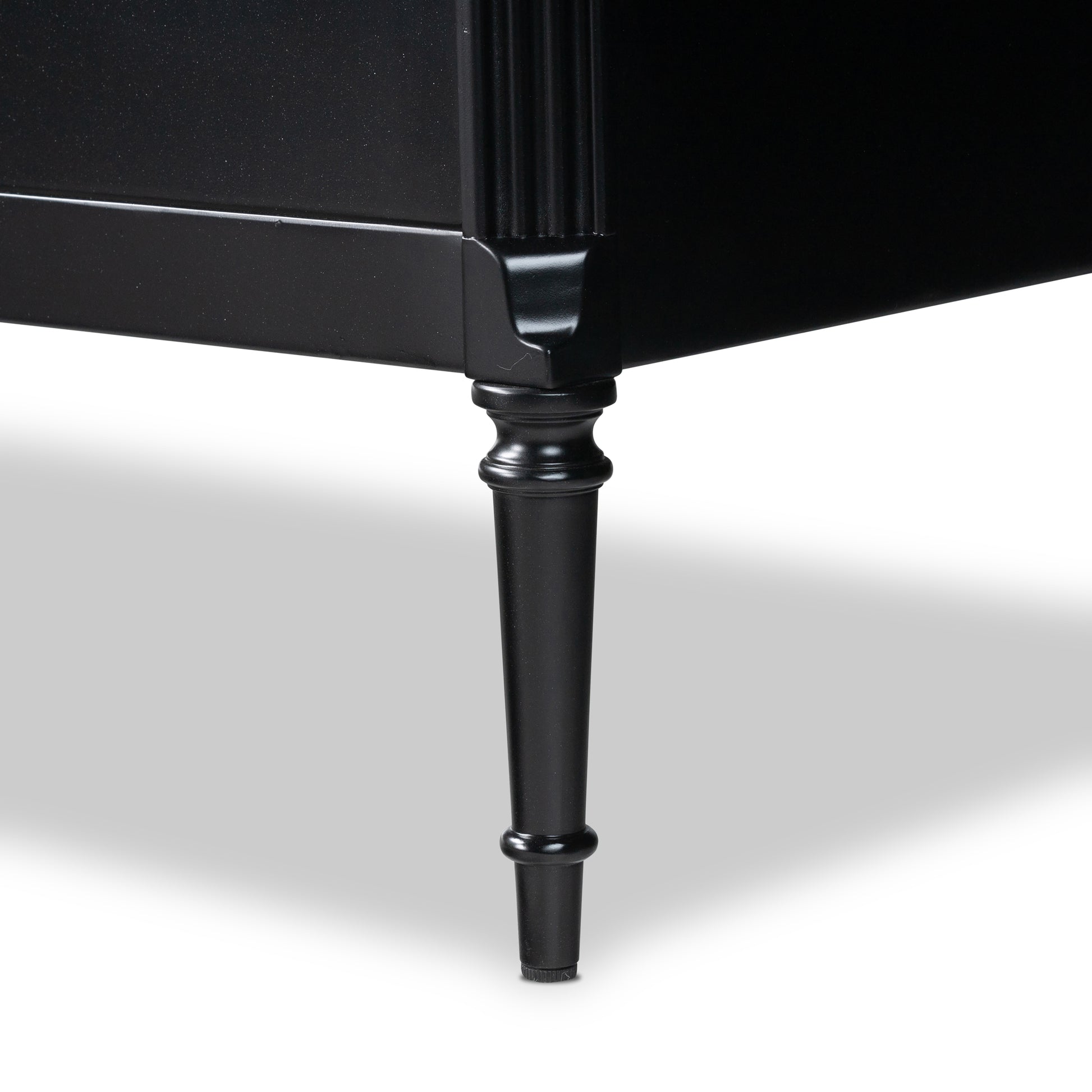 Regan Dresser leg