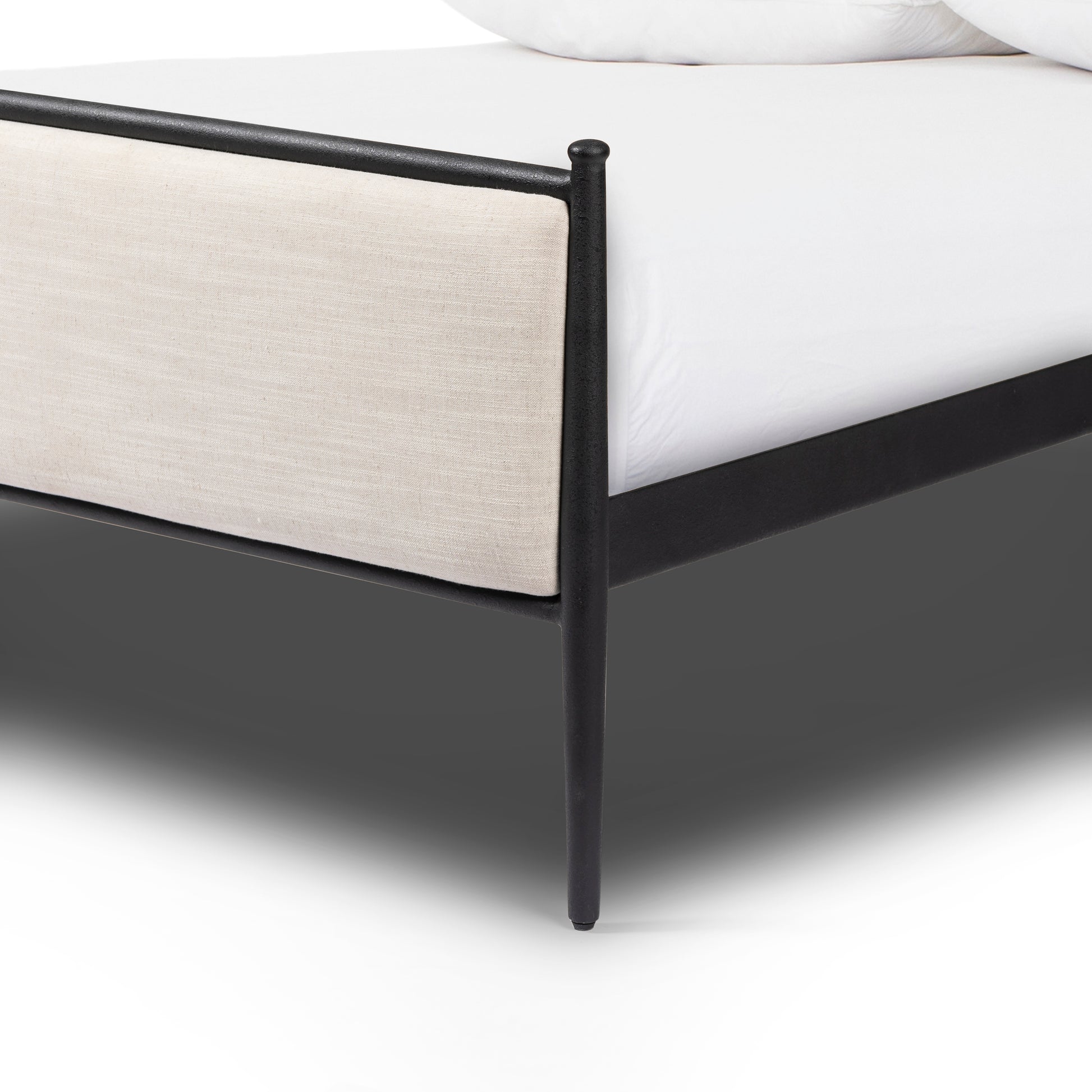 Emery Bed leg