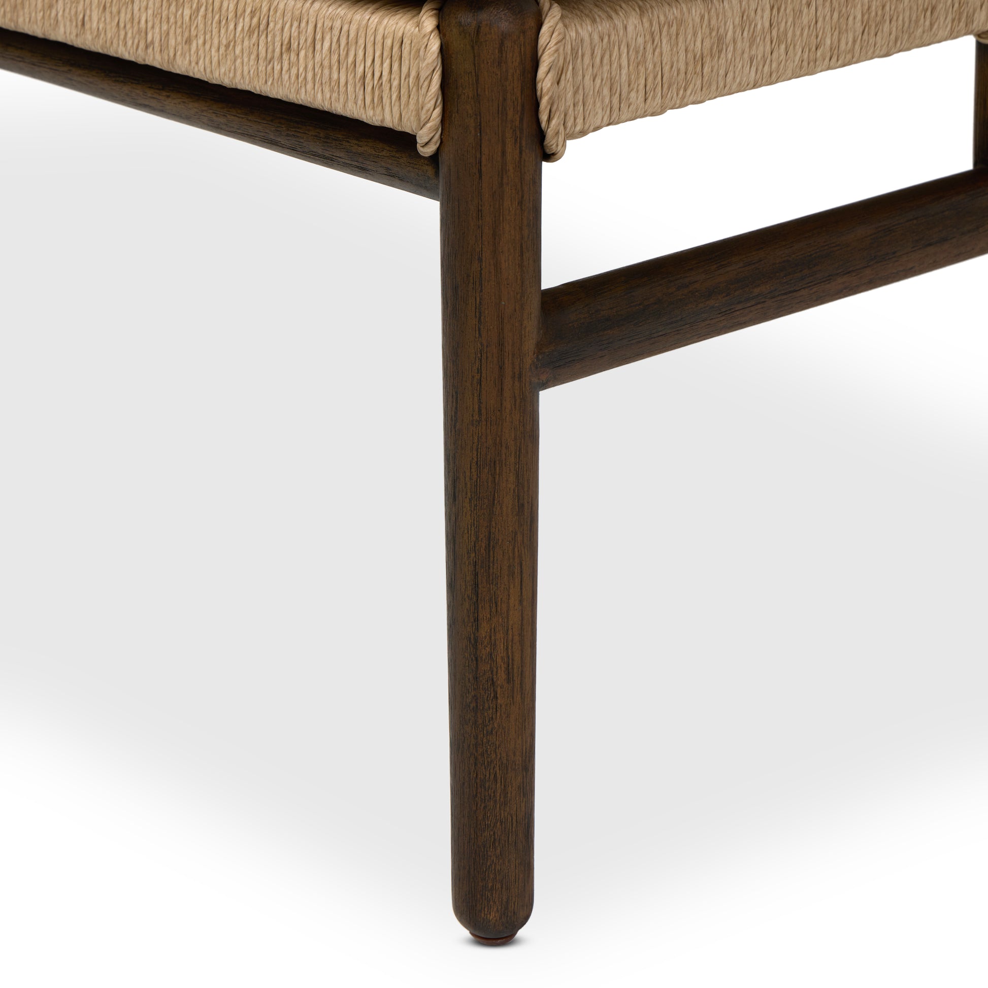 Maris Outdoor Chair (No Cushion) leg view