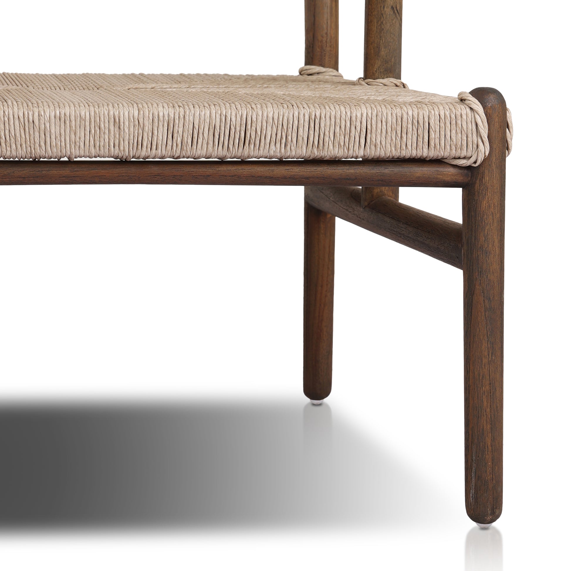 Maris Outdoor Chair (No Cushion) close up leg view