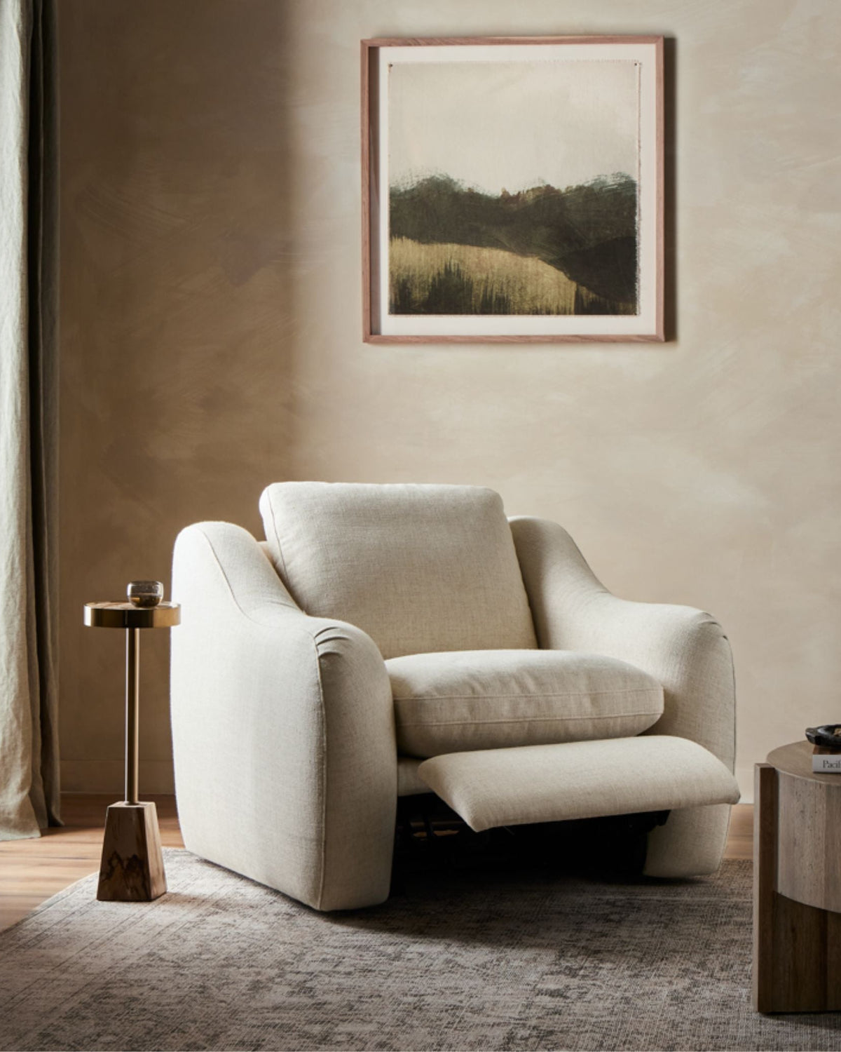 Antigo Natural Chase Power Recliner