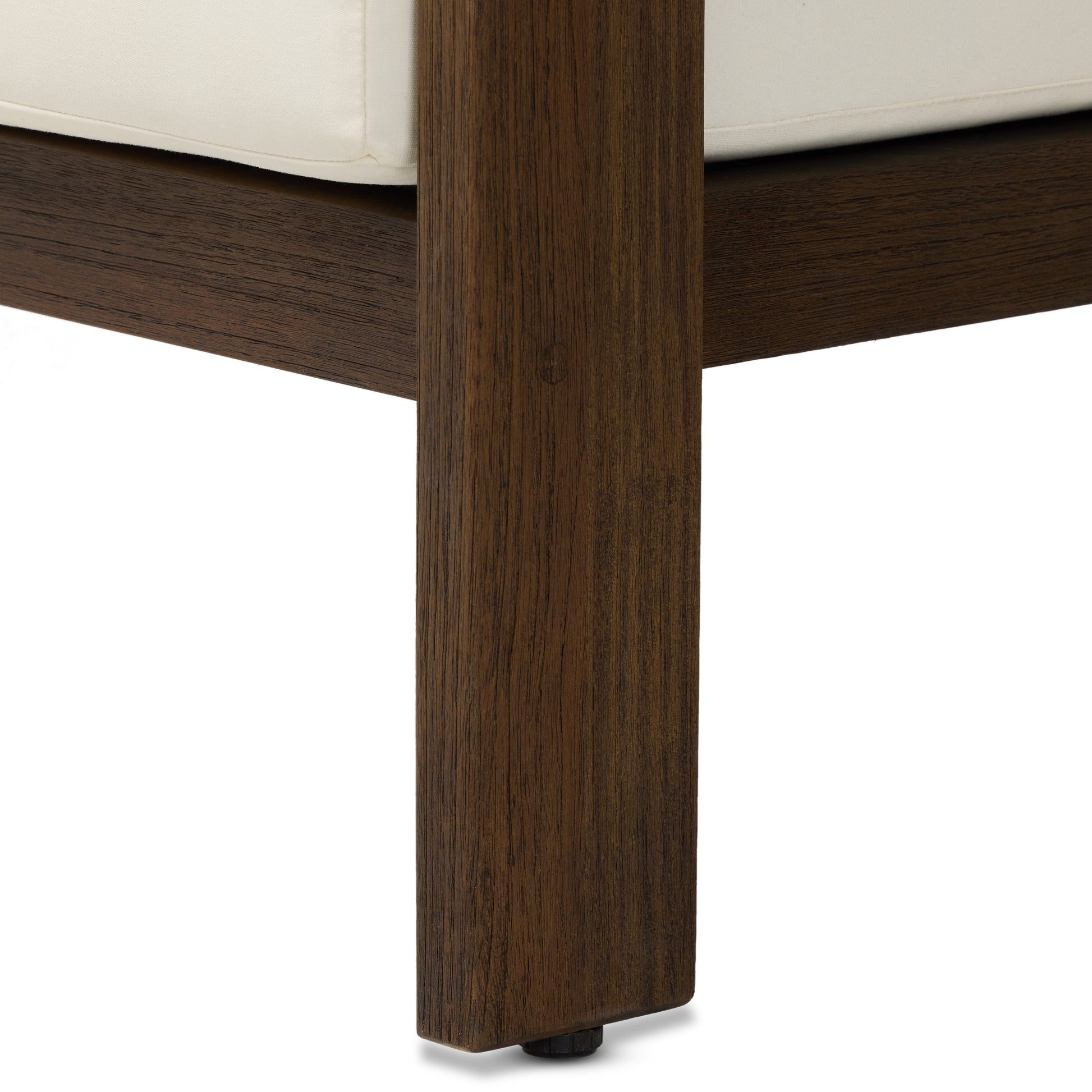 Adrian Outdoor Chair close up leg view