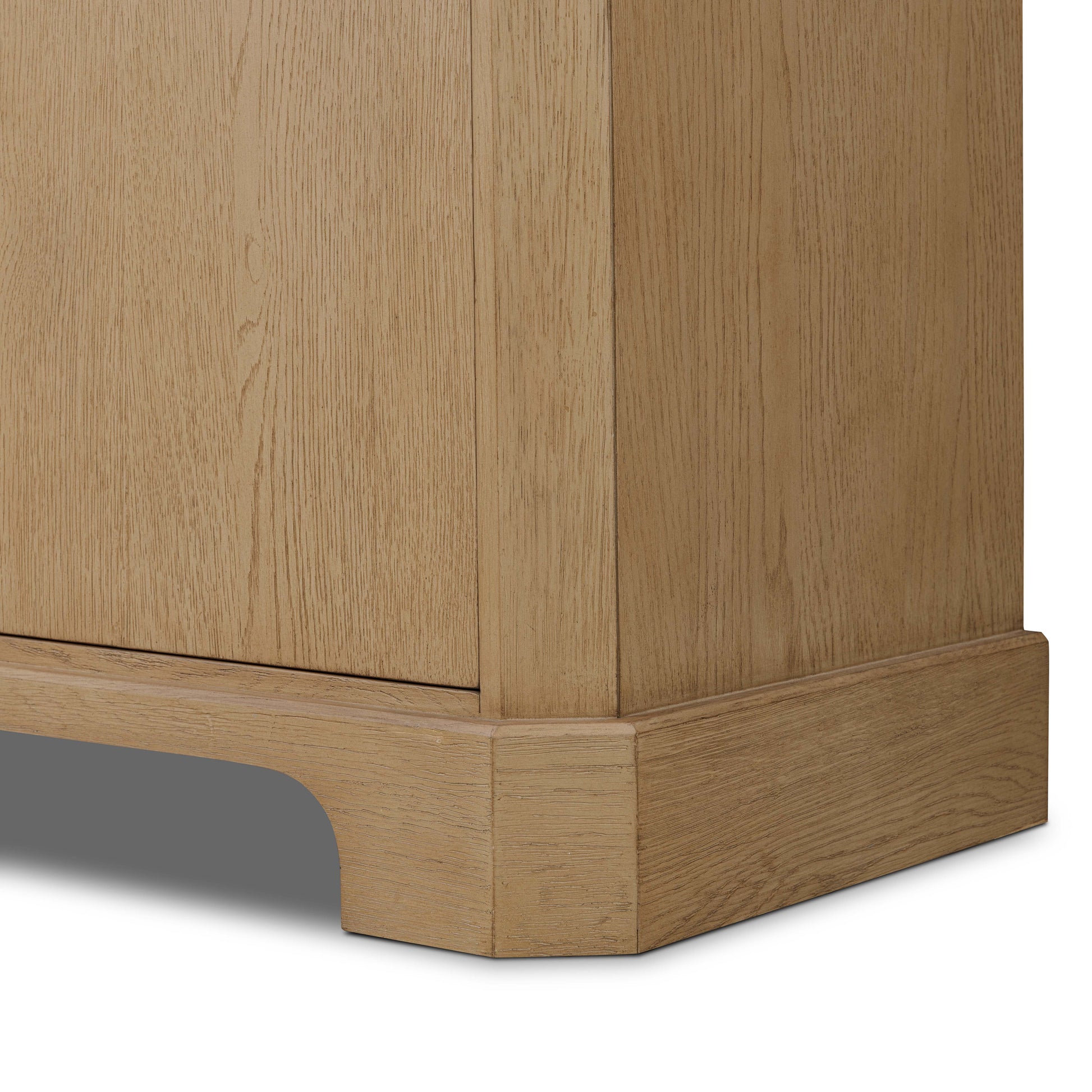 Pippa Sideboard close up view of leg