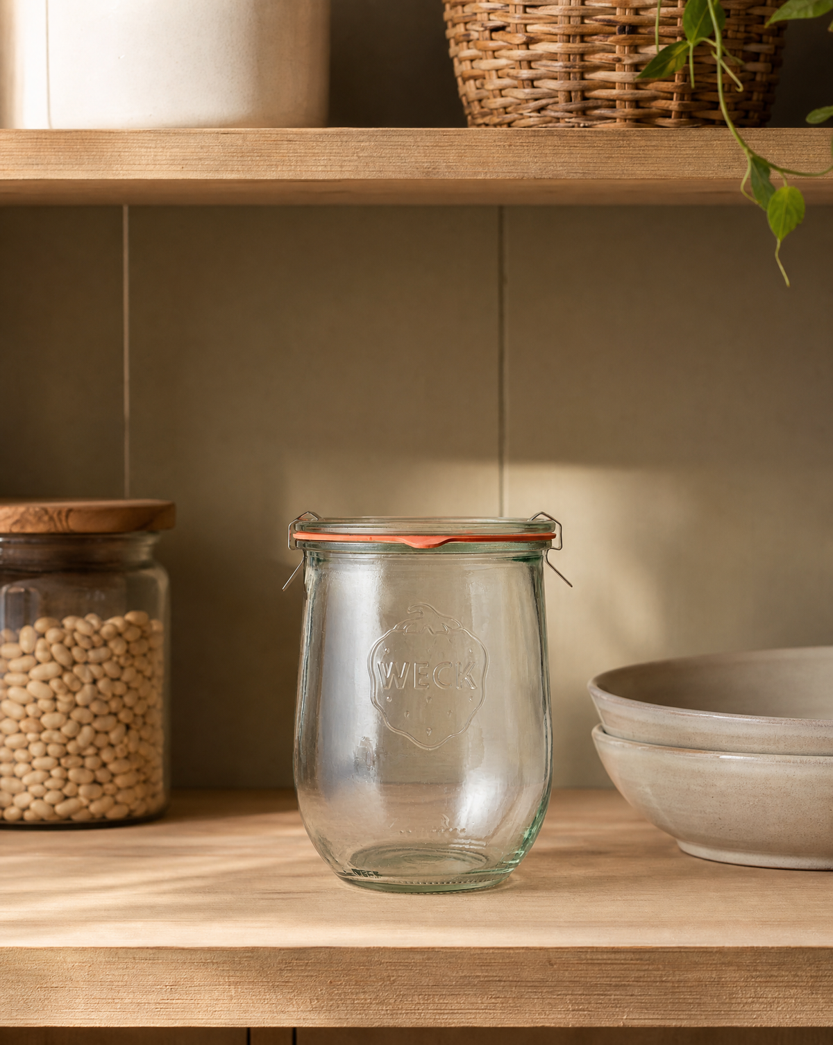 Weck 745 1 L Tulip Jar-AI gen