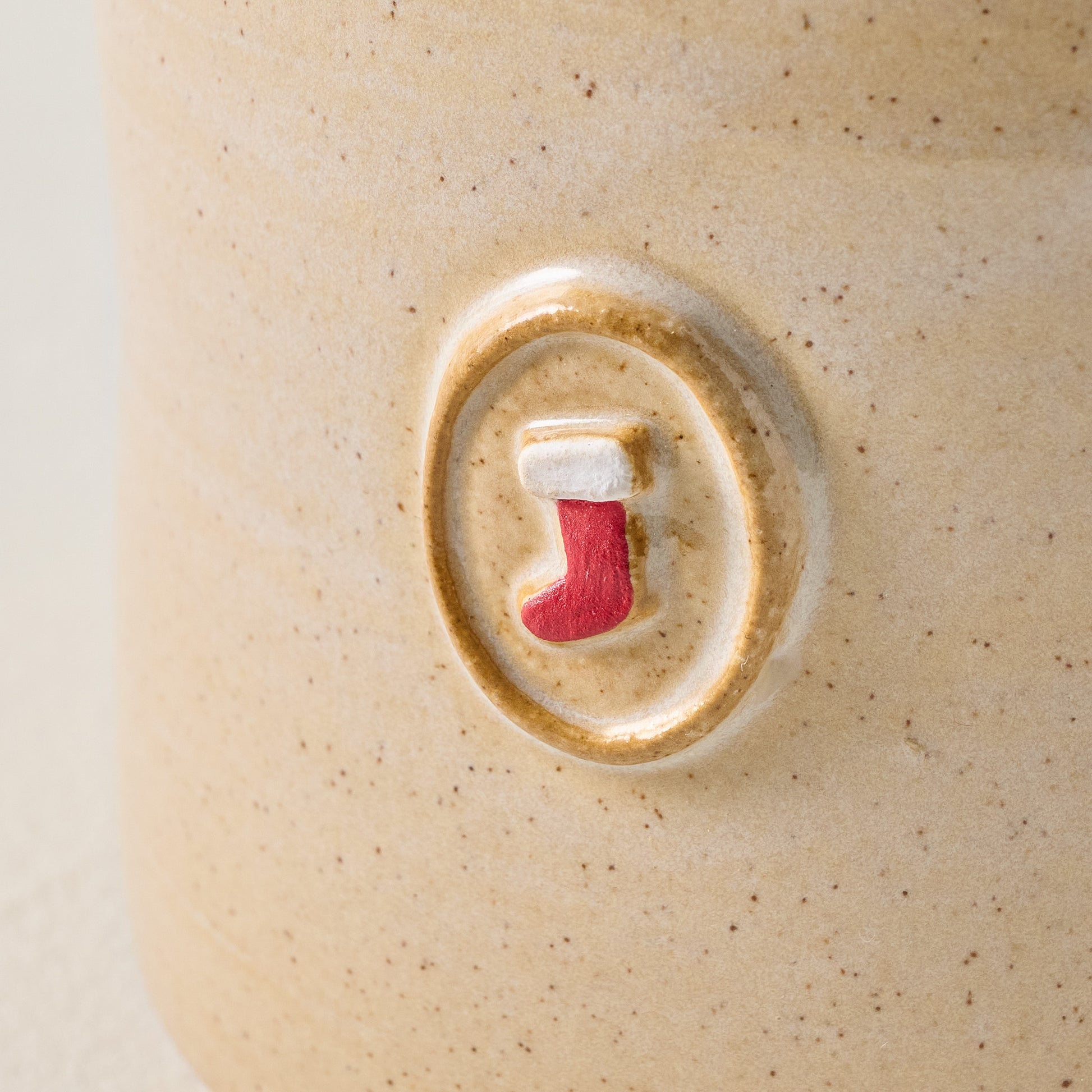 Black Oak Artisan Stocking Beige Mug close up