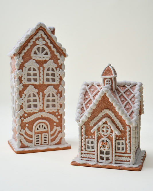 Lighted Gingerbread House