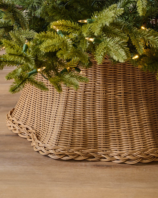 Rattan Scalloped Tree Collar shown up close under tree