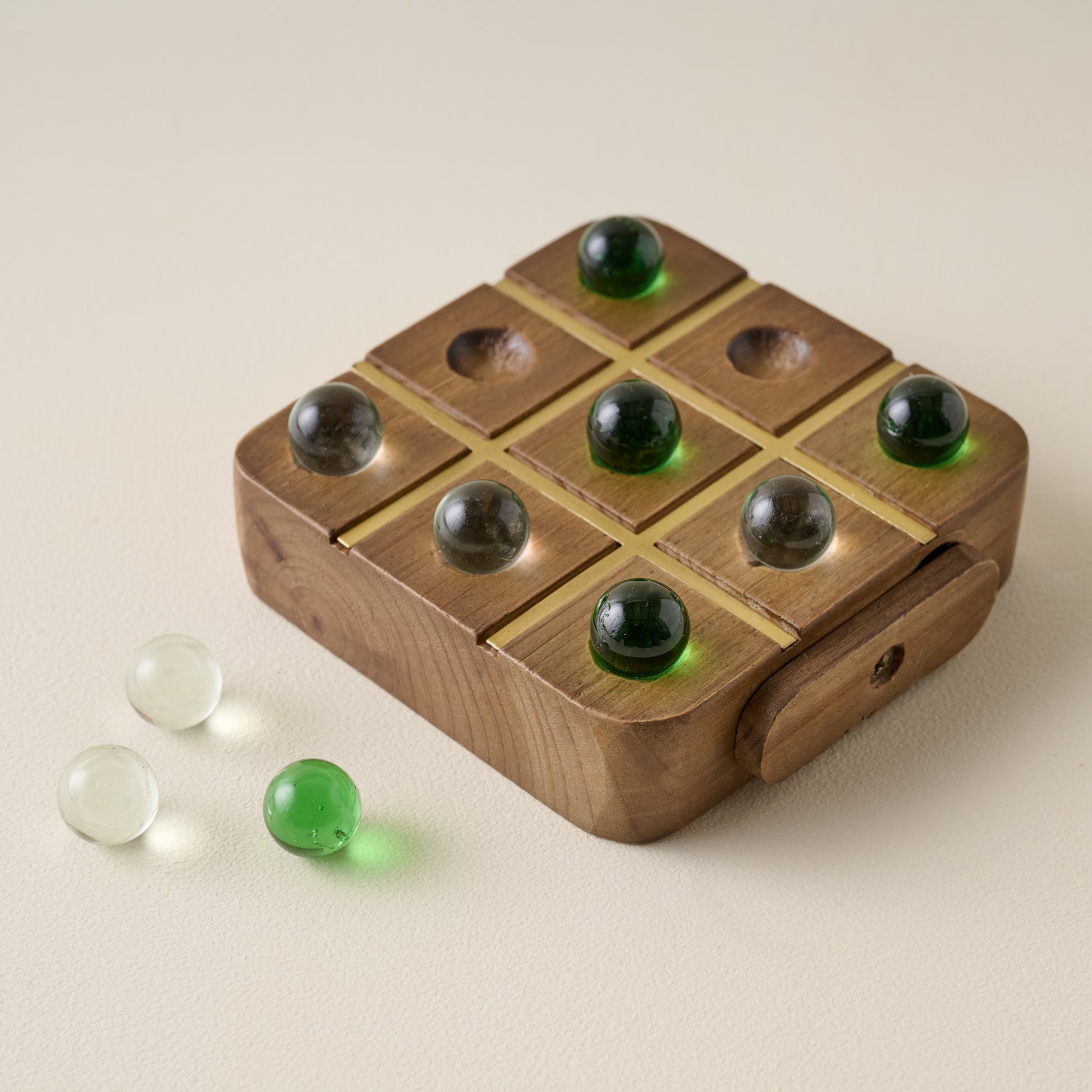 Vintage-Inspired Wooden Tic-Tac-Toe