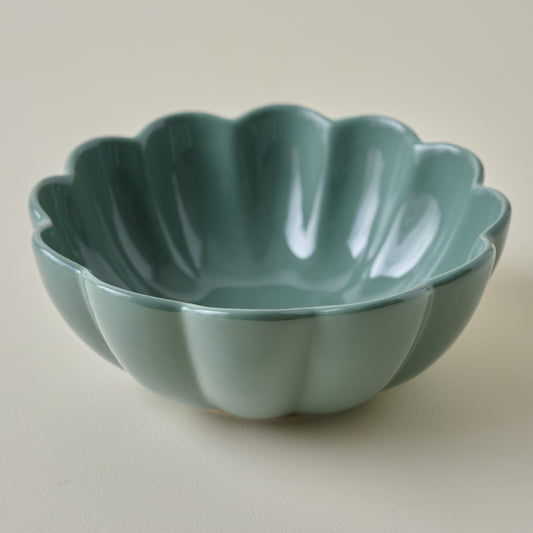 Seagrass Scalloped Cereal Bowl
