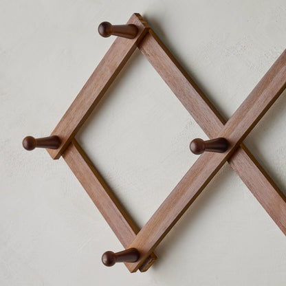 Accordion Wooden Wall Hook close up view