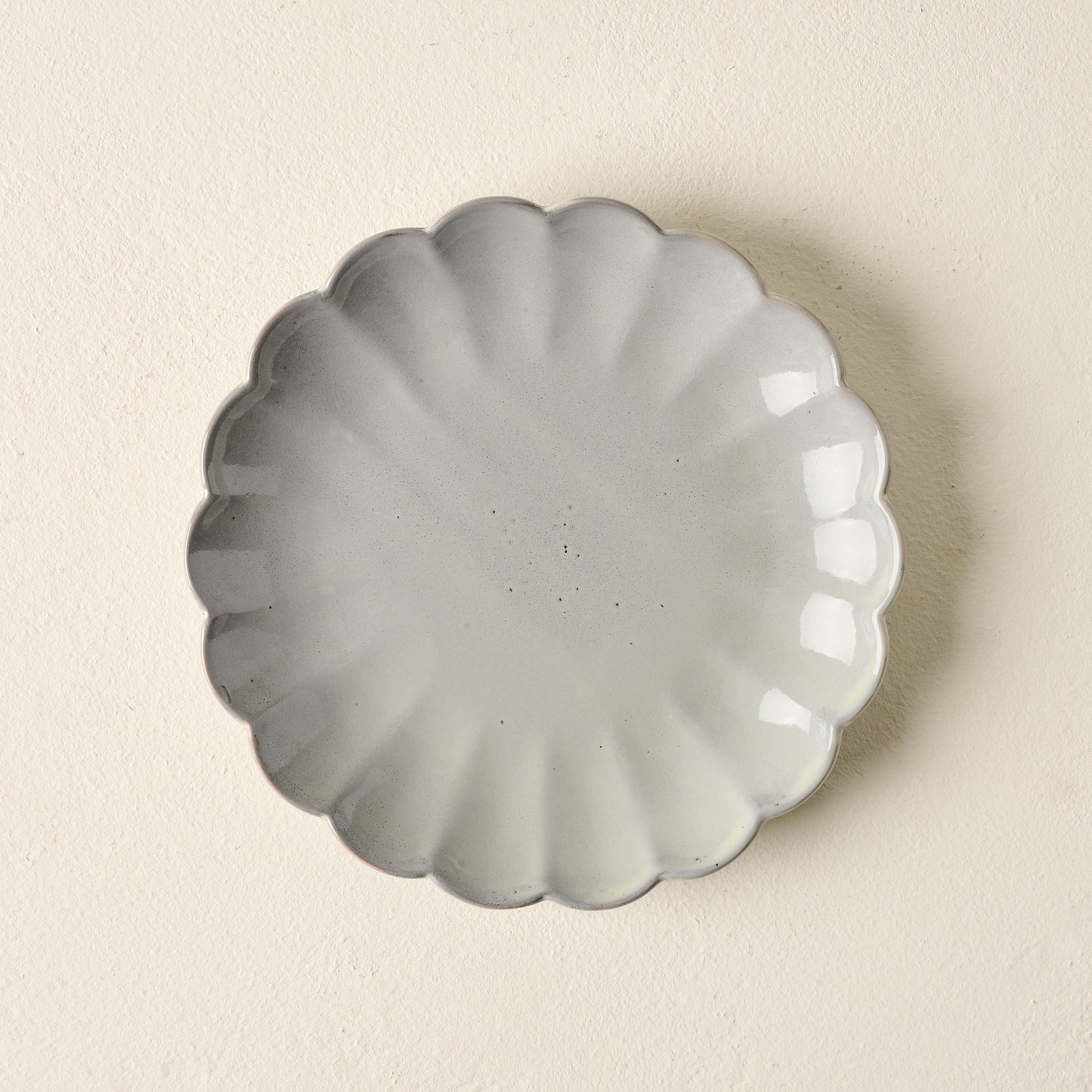 Grey Scalloped Plate - Dinner