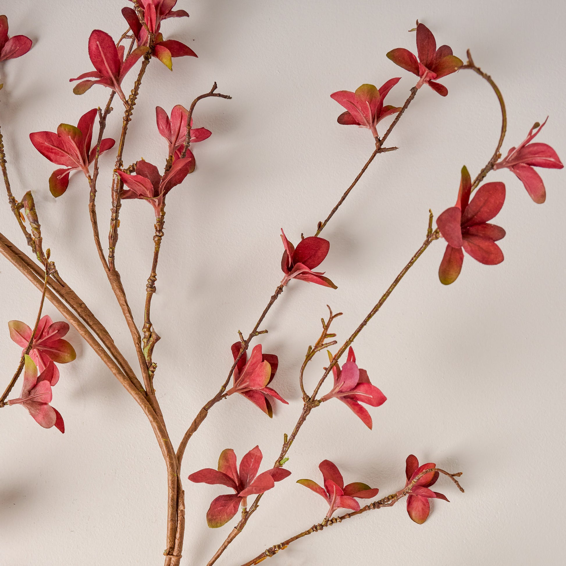 Magnolia Bloom Garland up close