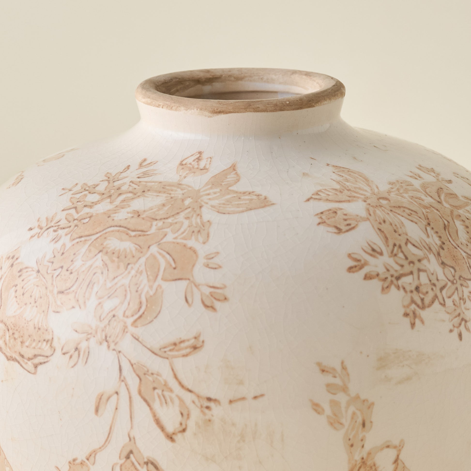 Taupe Distressed Floral Vase close up view of floral design