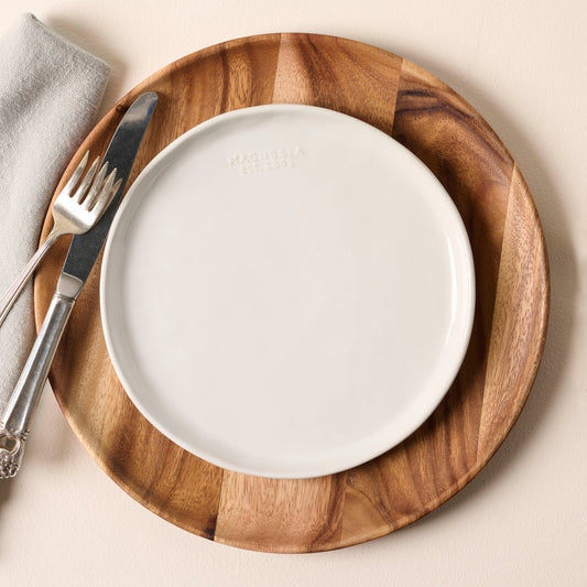 Aidan Charger with a plate on top