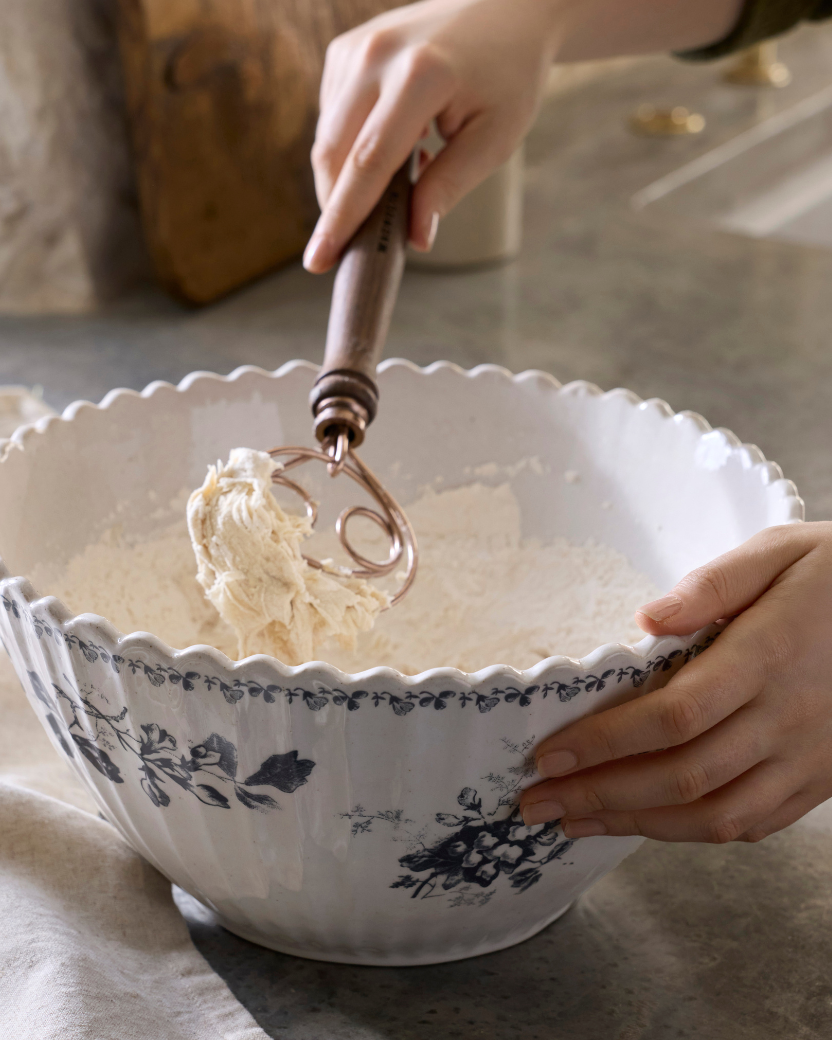 Heirloom Floral Large Mix + Serve Bowl