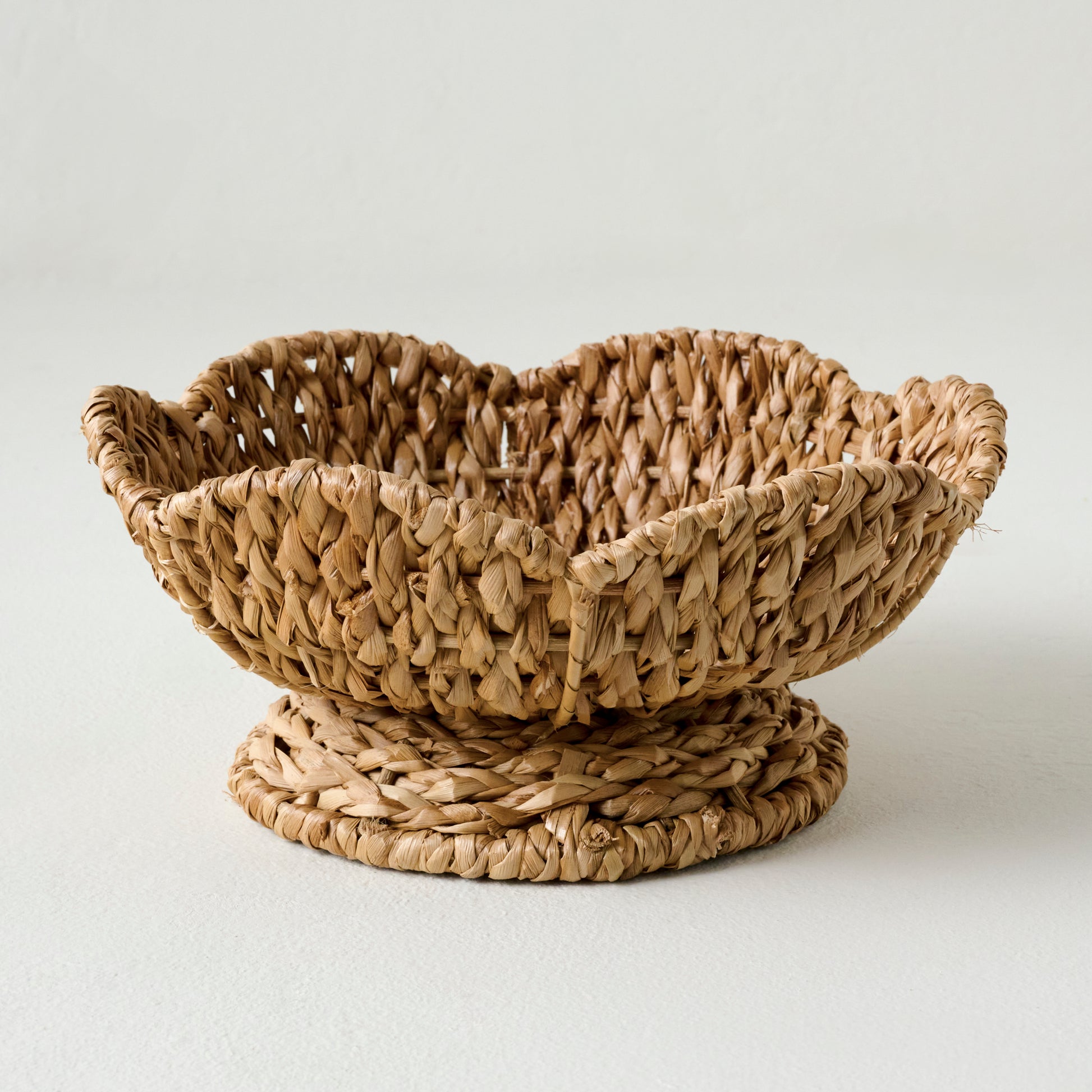 Solene Woven Scalloped Bowl