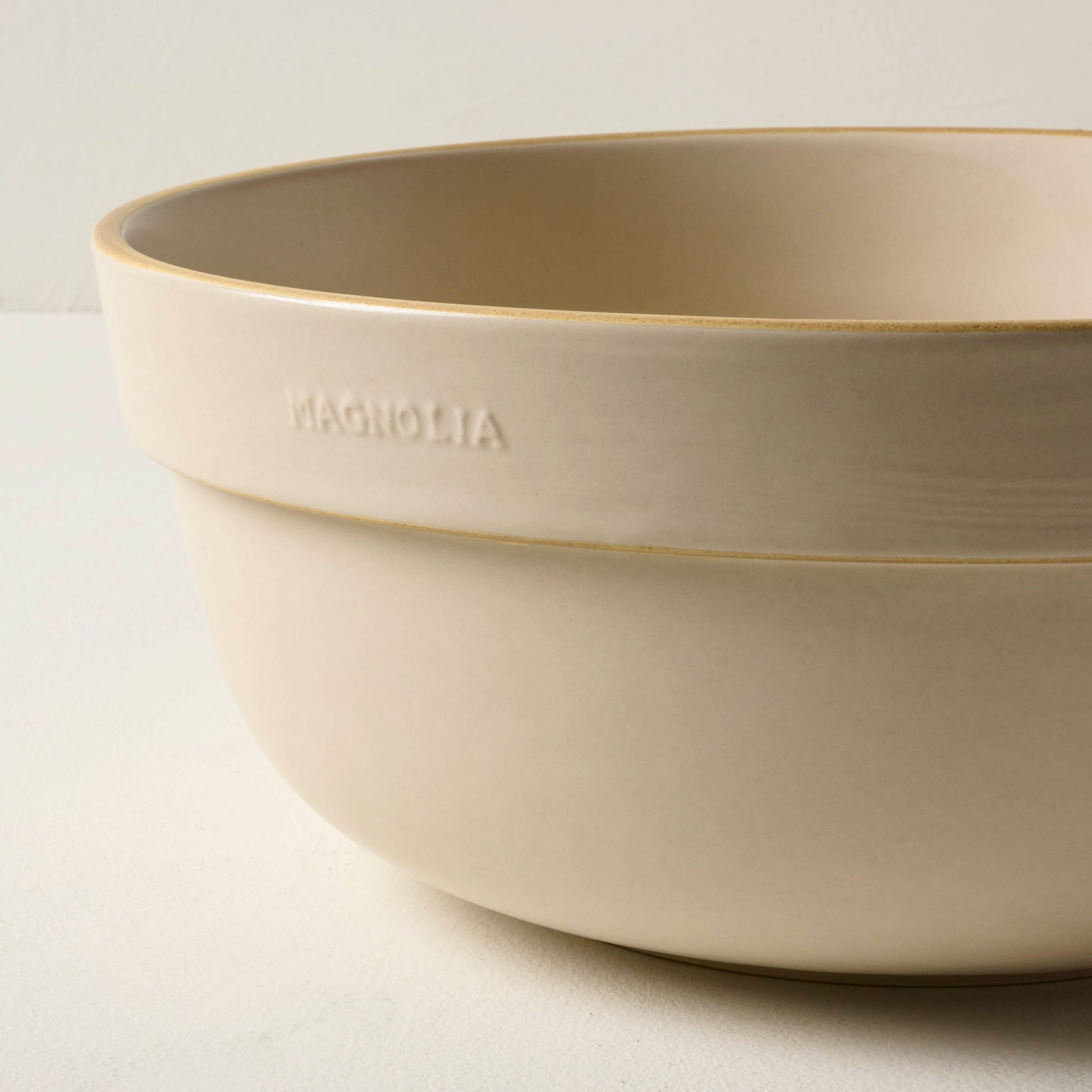 Set of Vintage-Inspired Mixing Bowls