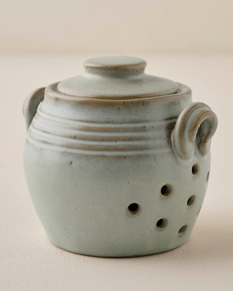 French Grey Garlic Keeper