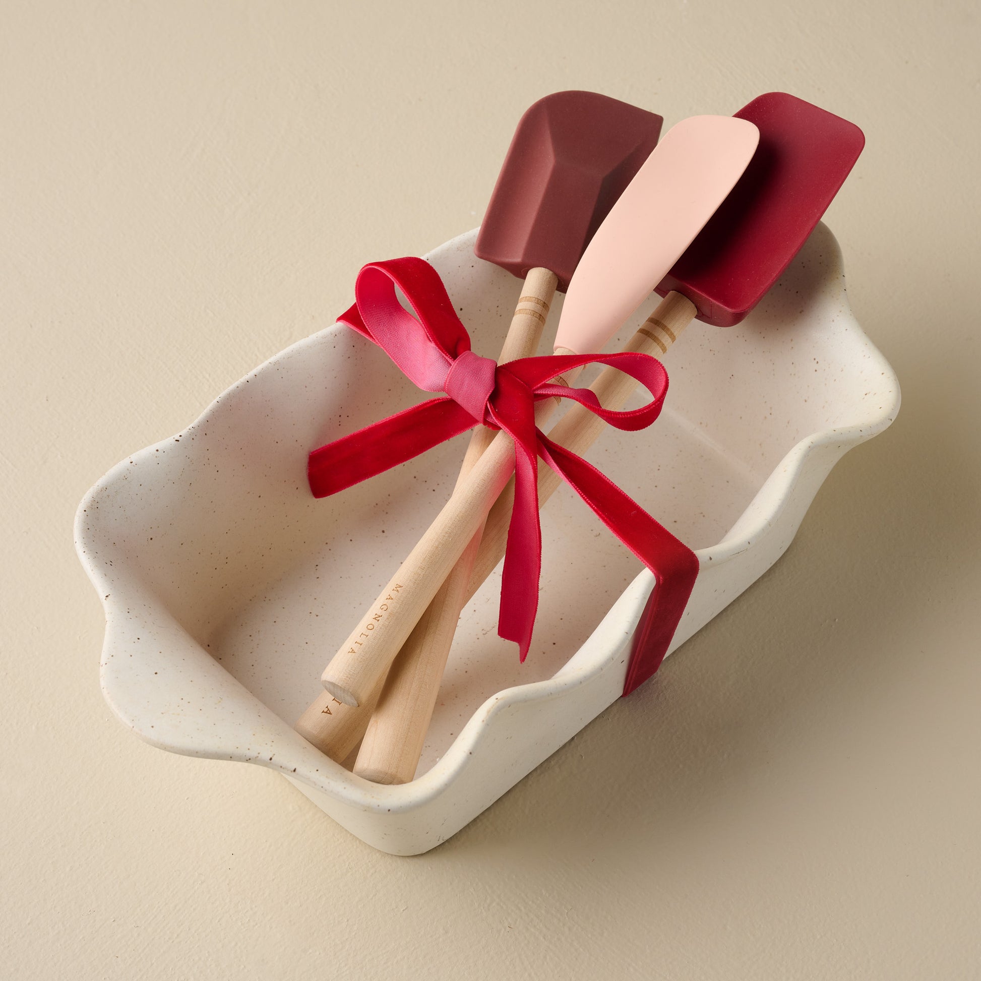 Laurie Spatula Bundle shown in baking dish