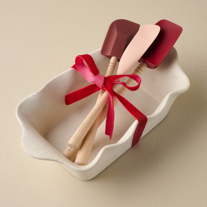 Laurie Spatula Bundle shown in baking dish