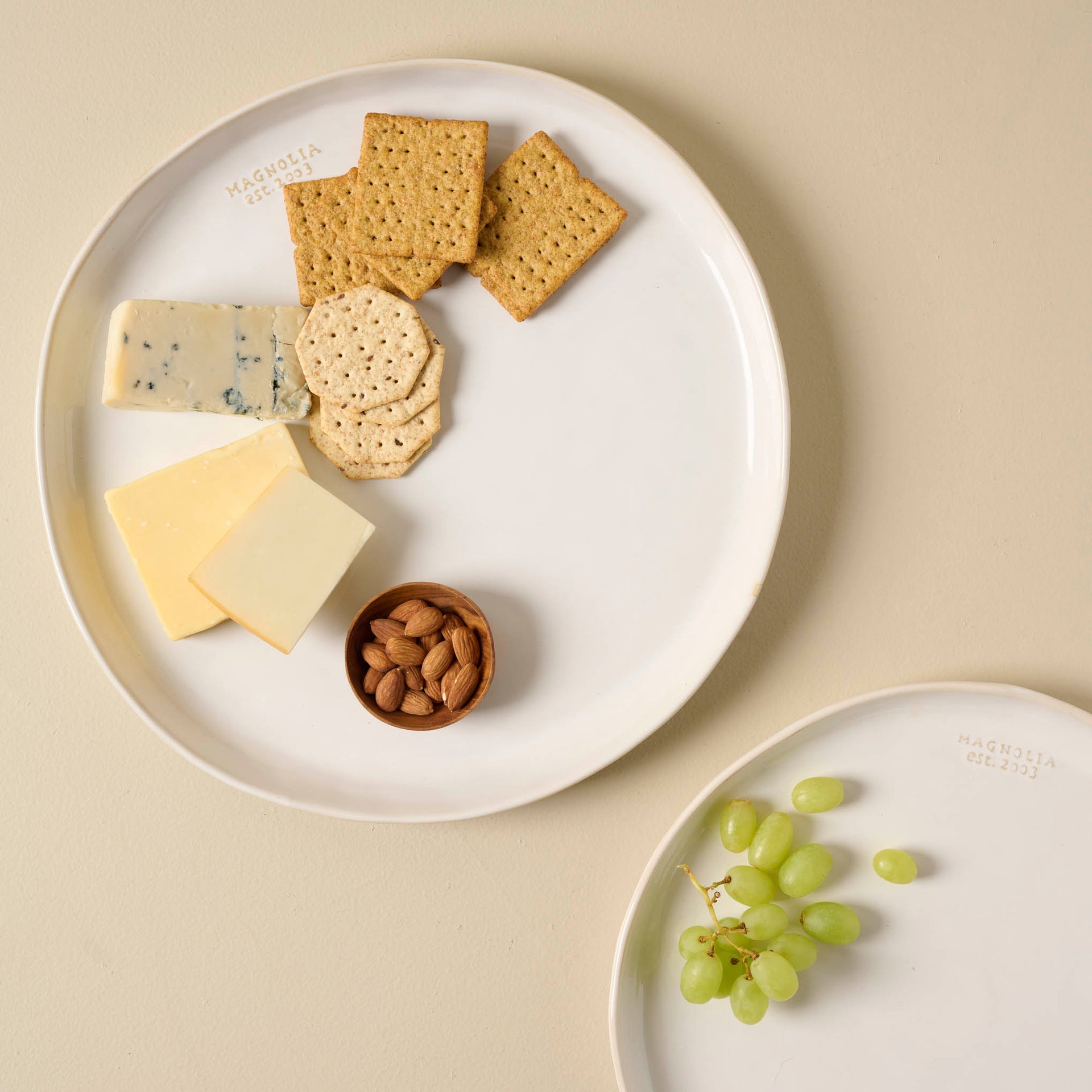 Magnolia Est. Ceramic Round Platter - Small