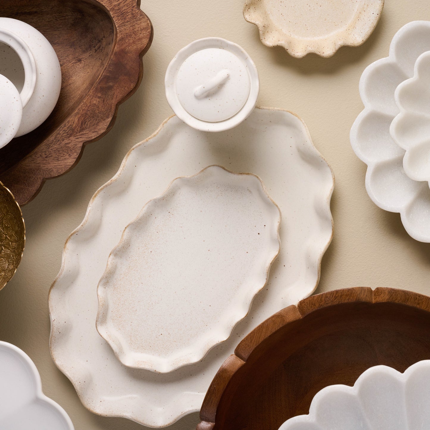 Ceramic Ruffled Tray with other scalloped plates and bowls