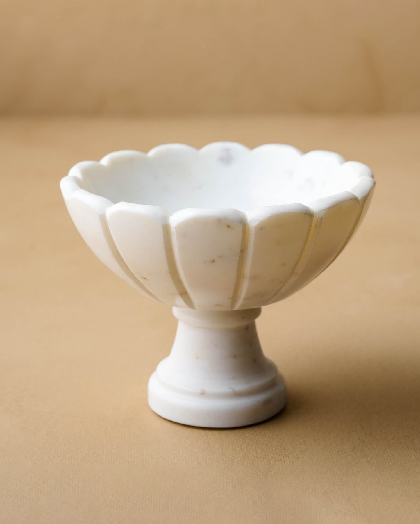 Marble Scalloped Accent Bowl