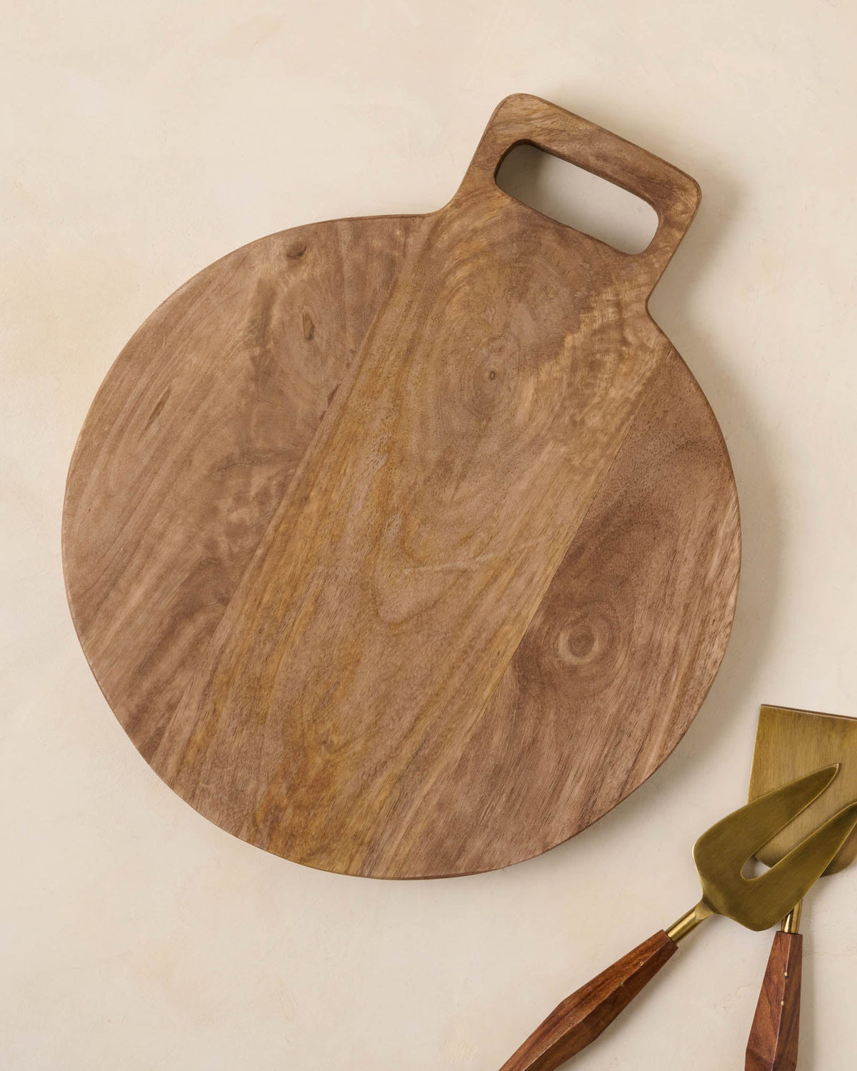 Mango Wood Round Bread Board small size