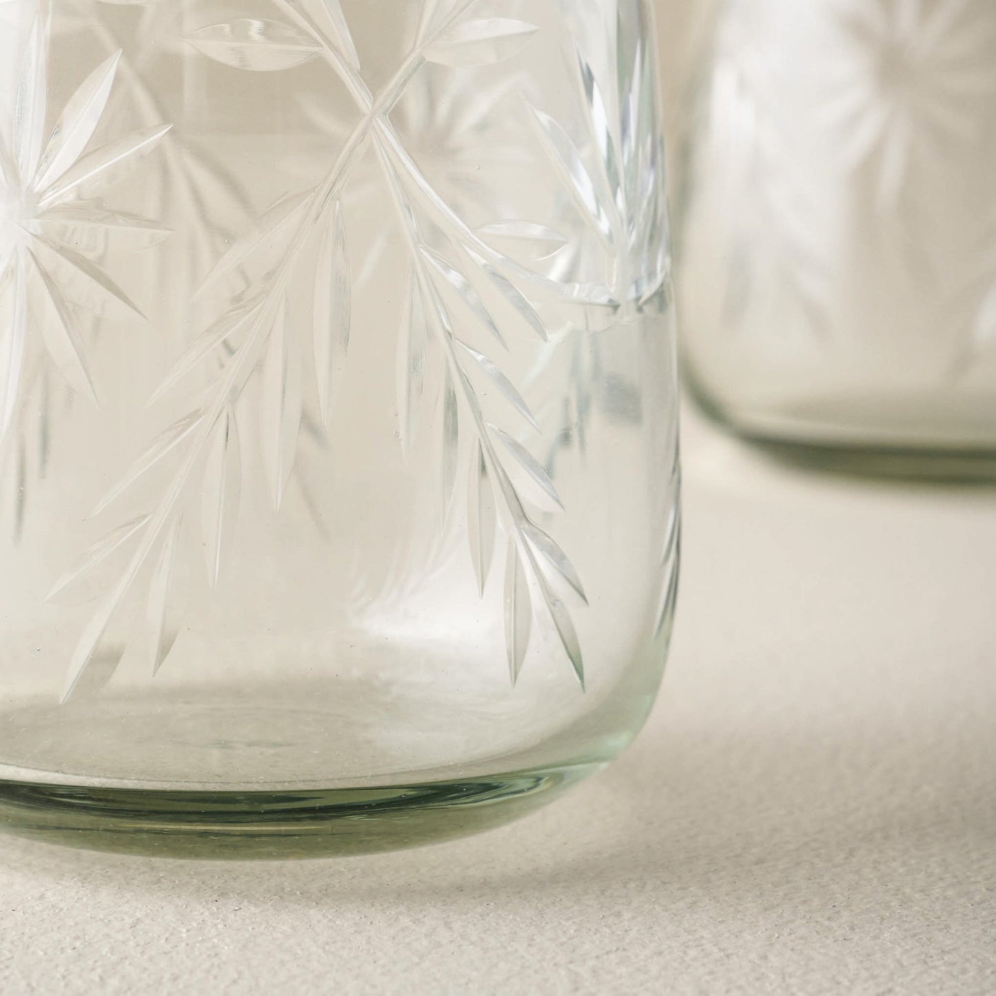 Vivian Cut Glass Stemless Glass close up
