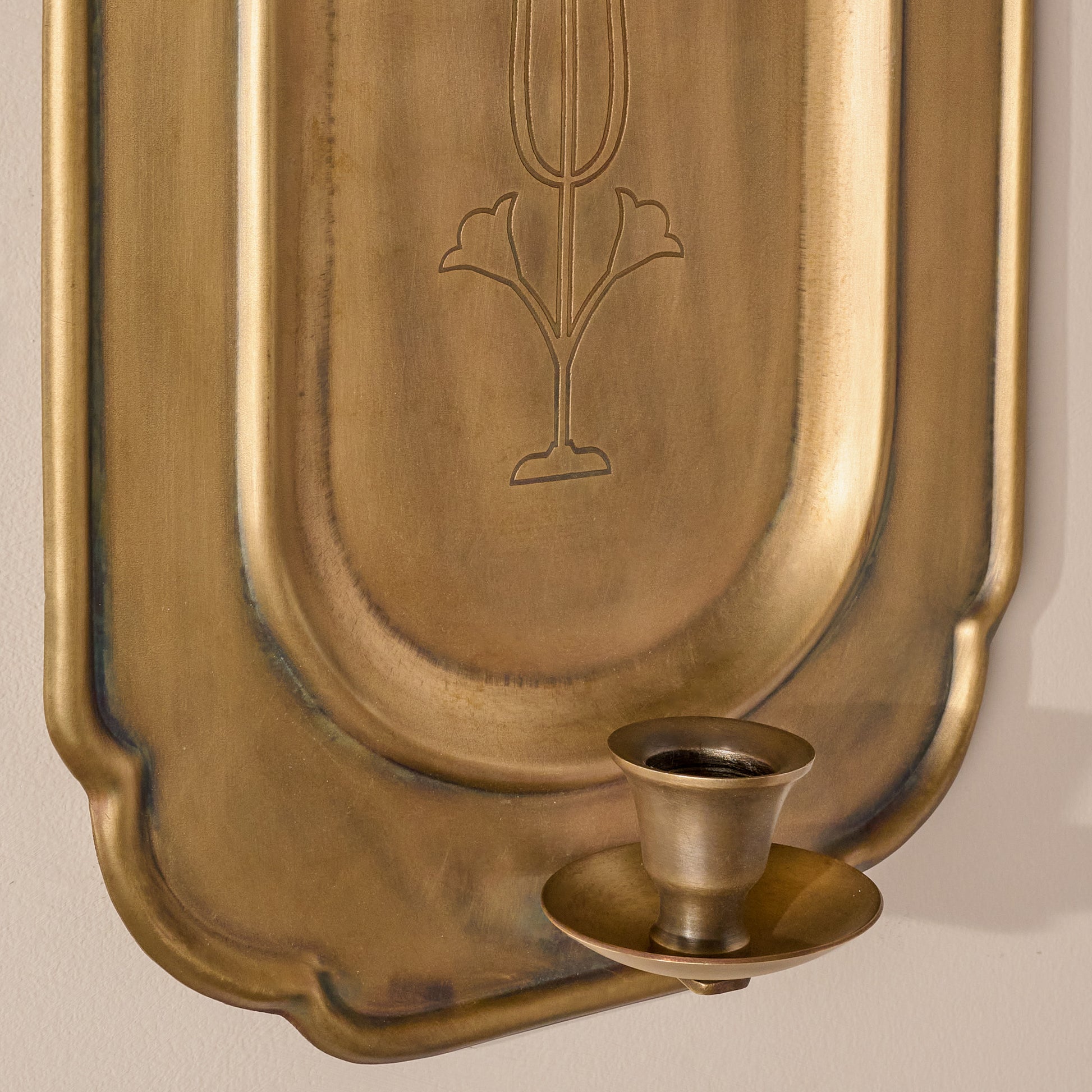 Antique Brass Etched Wall Sconce close up