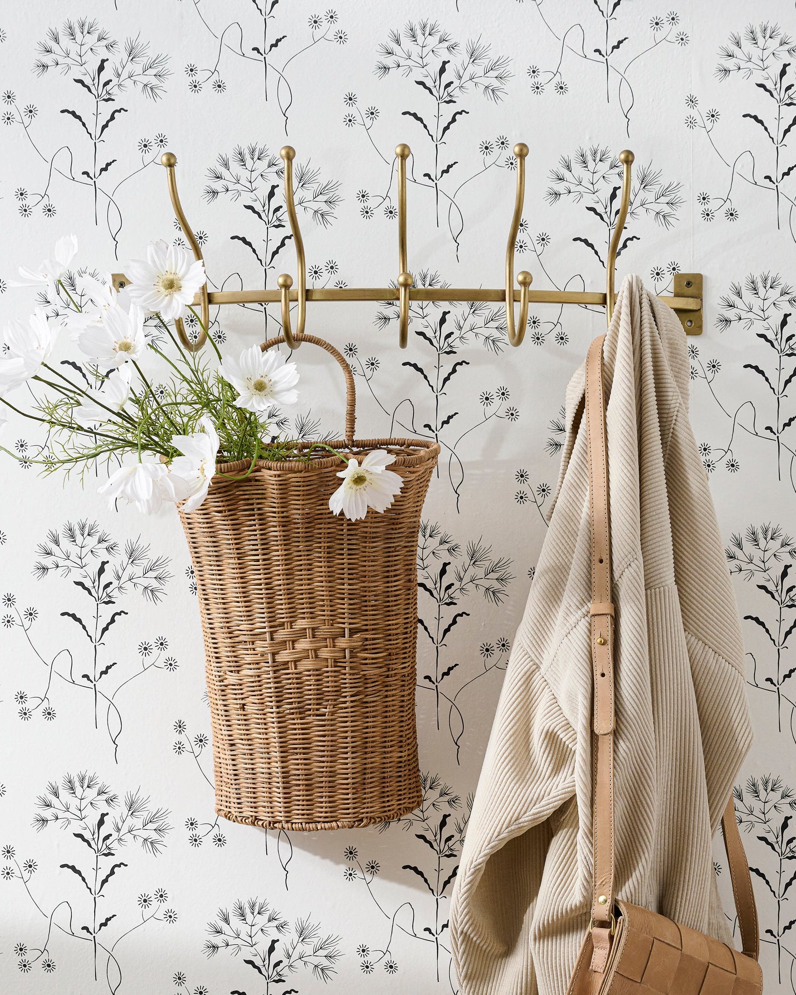 Woven Scalloped Wall Basket – Magnolia