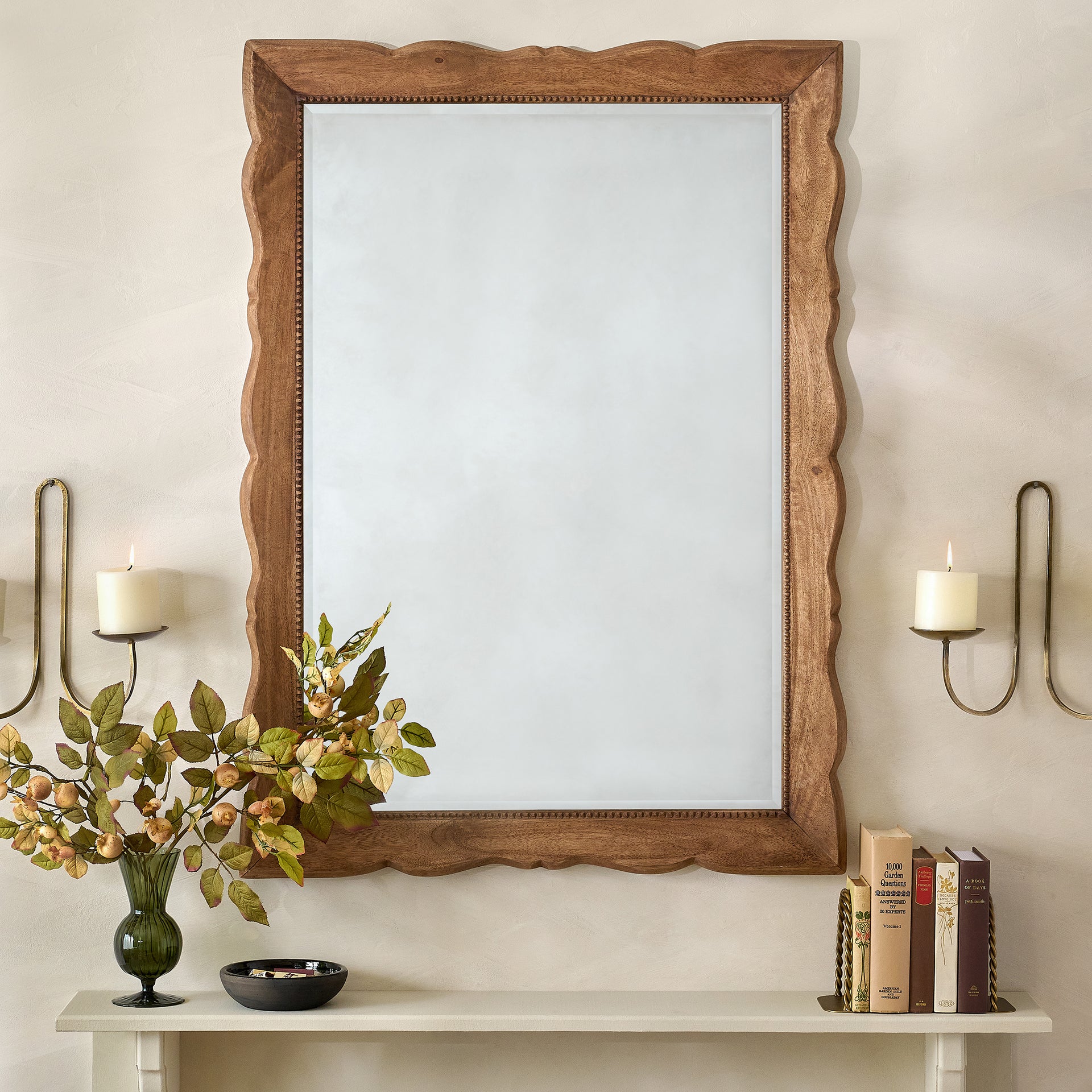 Lucy Mantel Mirror