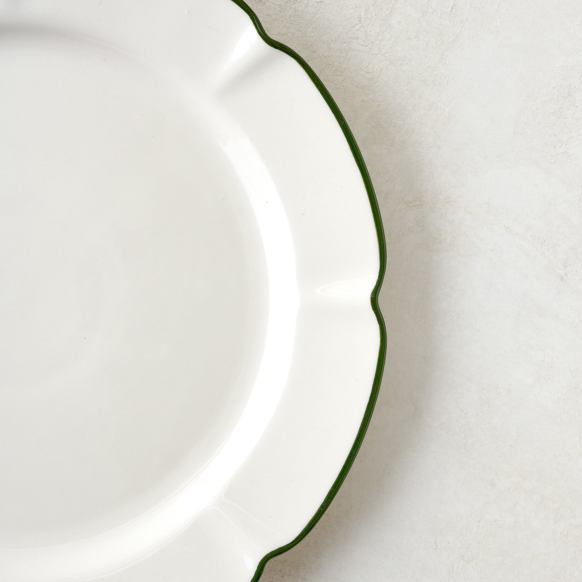 Green Luna Scalloped Plate up close