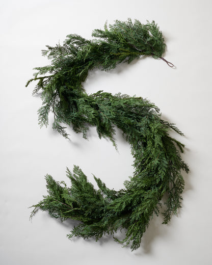 Real Touch Cedar Mix Oversized Pre-Lit Garland - 100" lights off