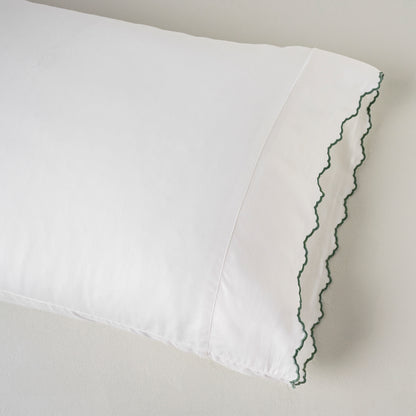 Optic White + Green Stitch Scalloped Edge Sheet Set