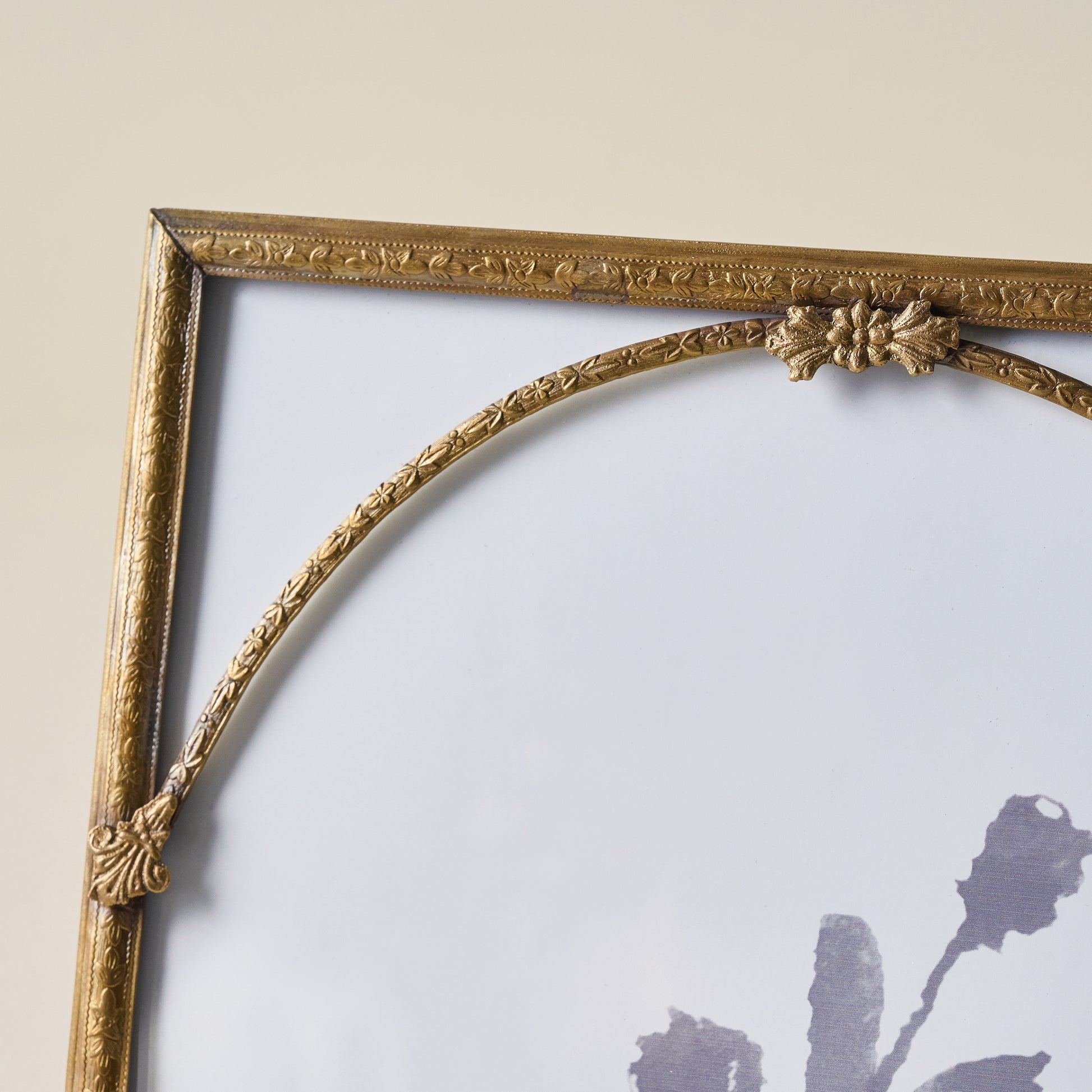 Vienna Antiqued Brass Photo Frame up close