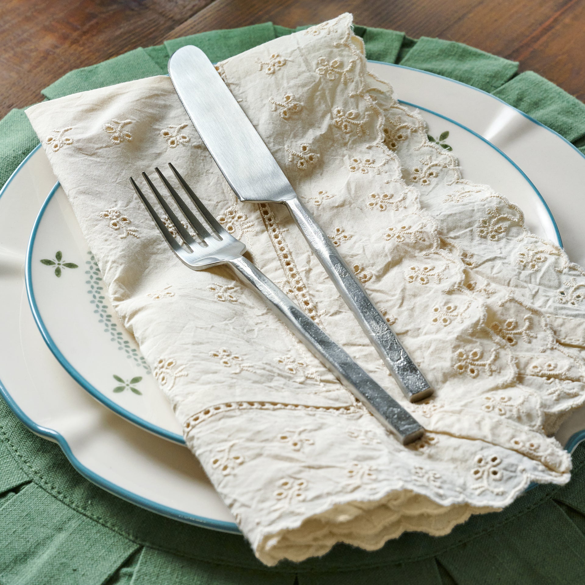 Antique White Eyelet Napkin Set of Four