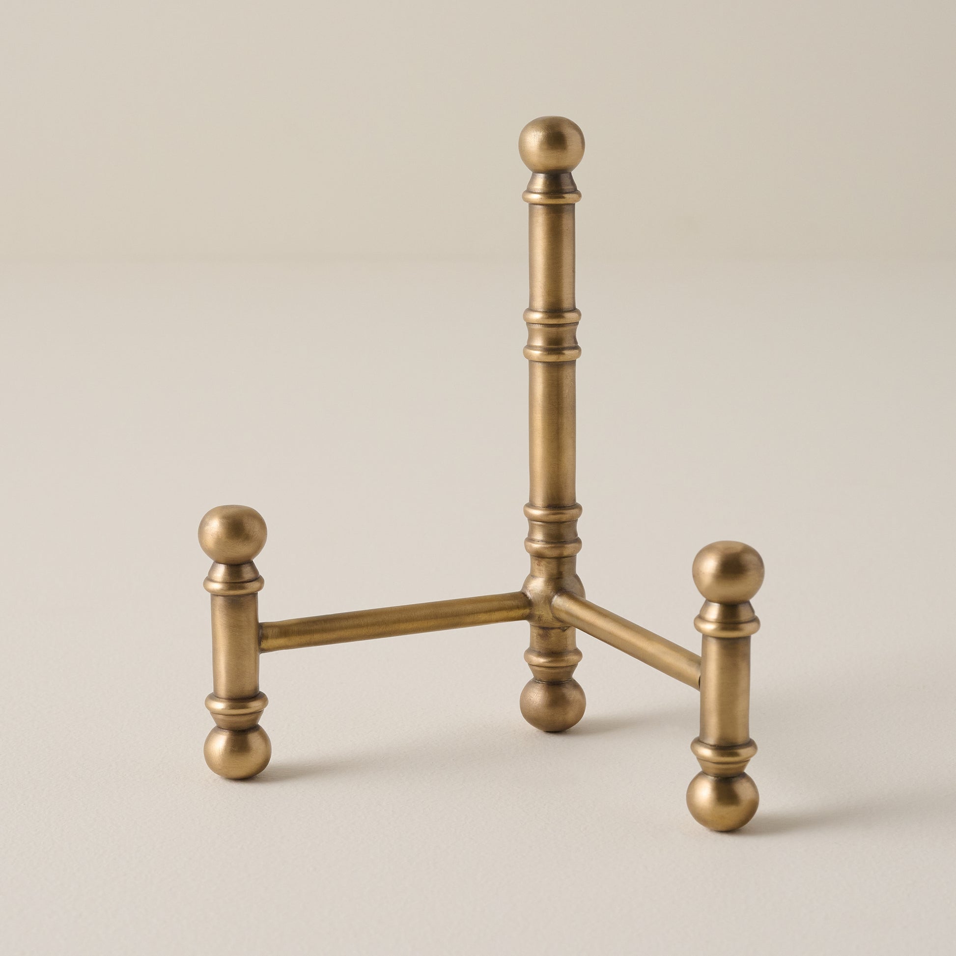 Arthur Antiqued Brass Photo Easel