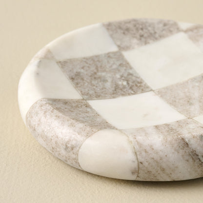 Everett Checkered Marble Trinket Tray up close