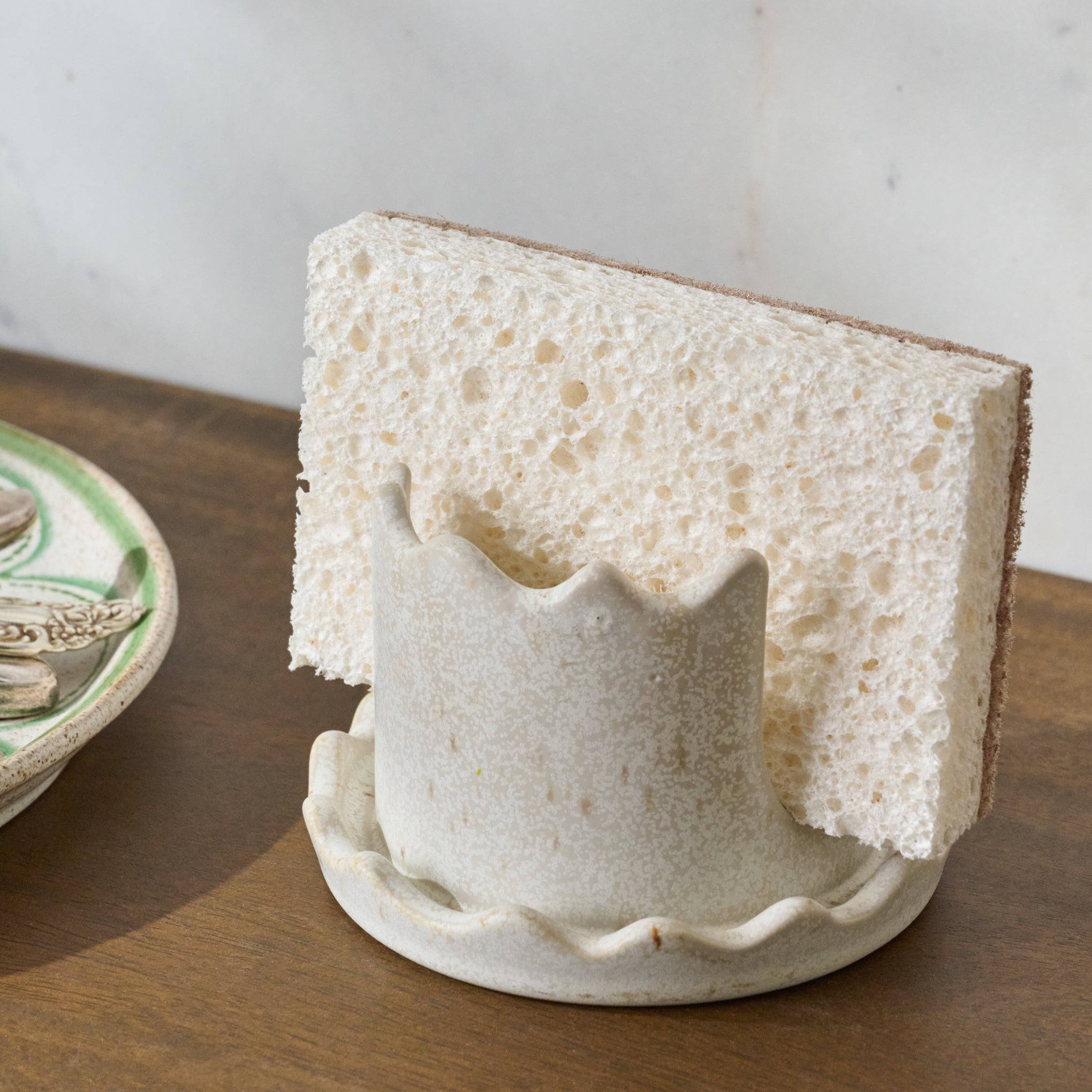 French White Sponge Keeper