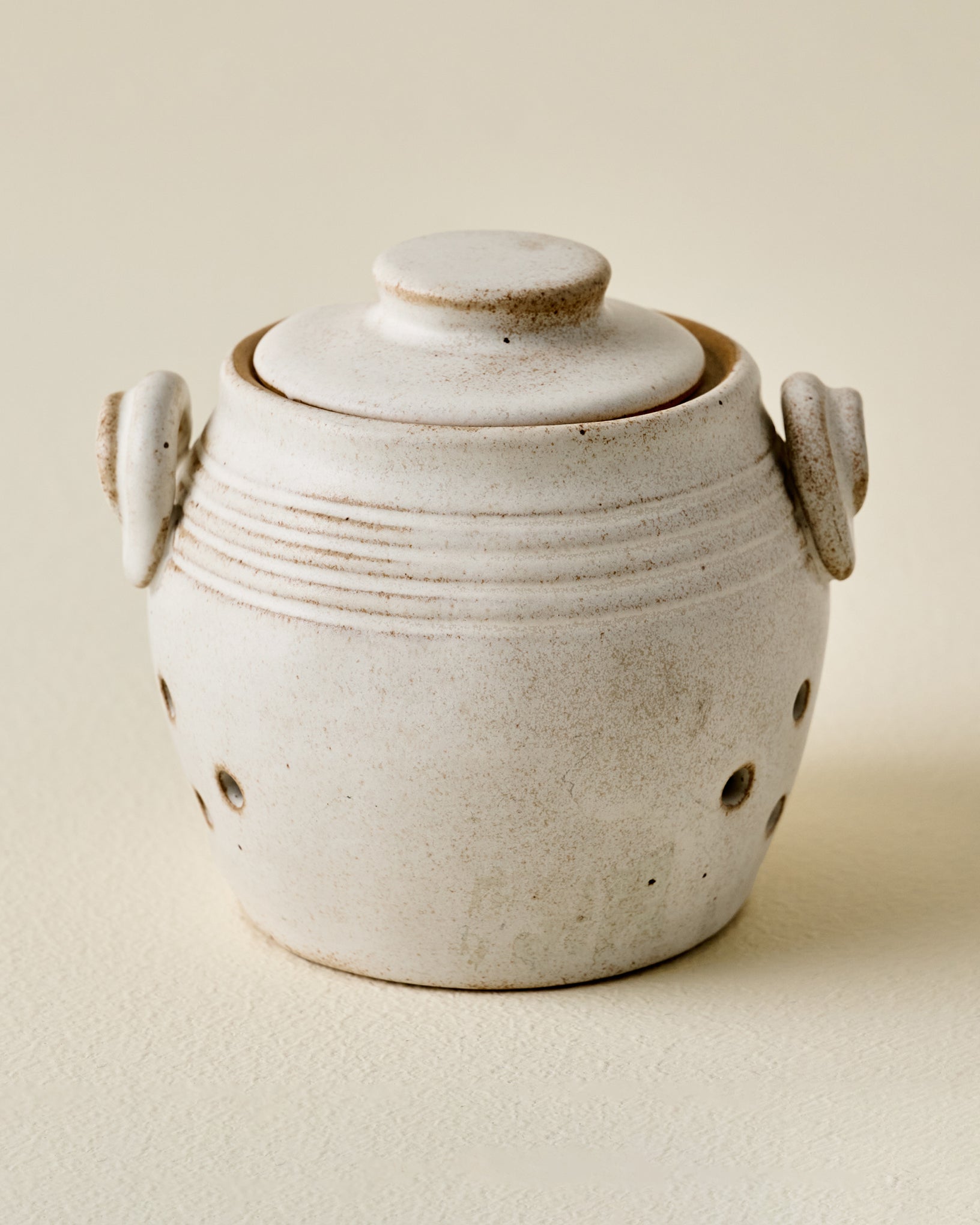 Magnolia Garlic Keeper