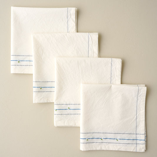 Floral Embroidered Napkin Set of Four