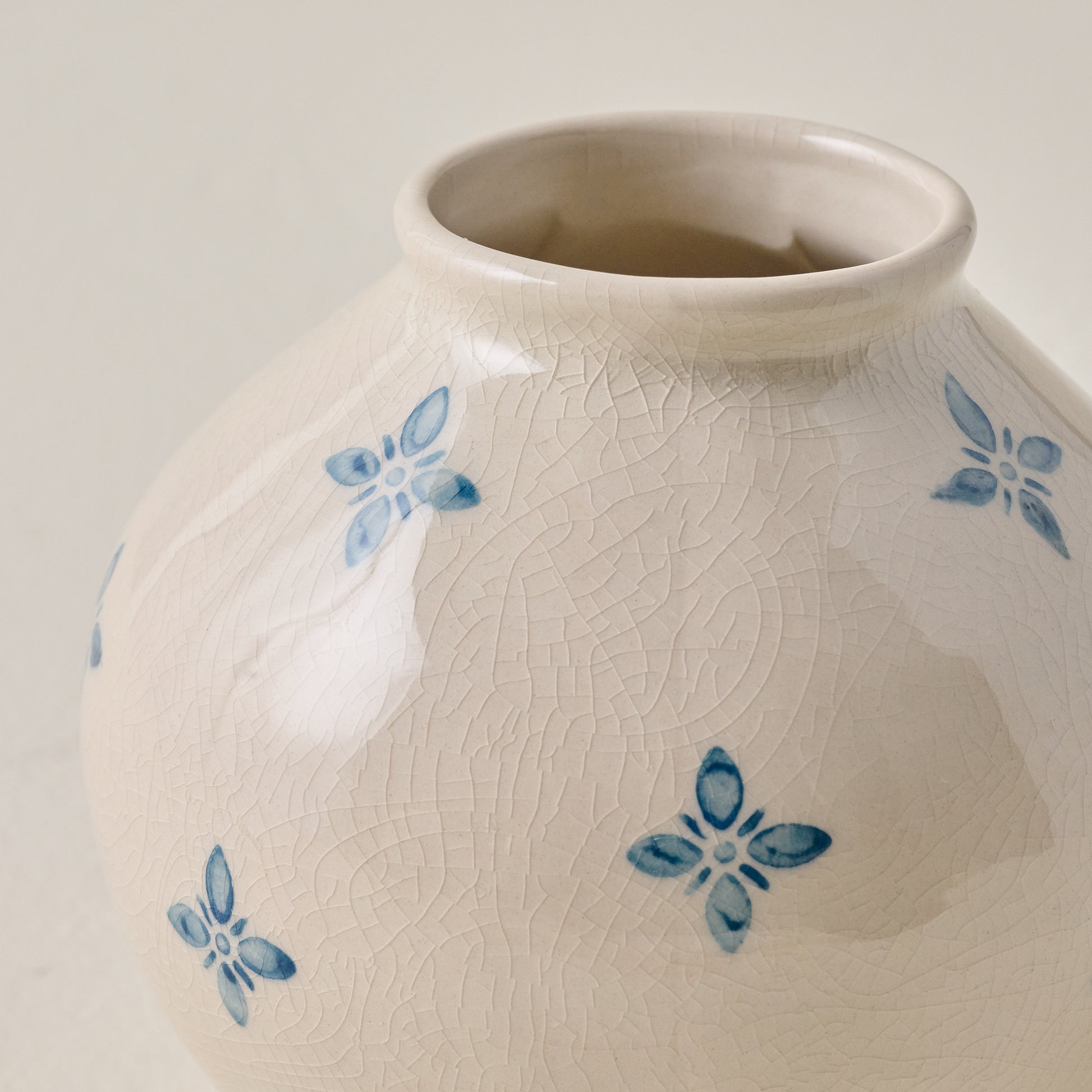 Cream and Blue Luna Bud Vase up close