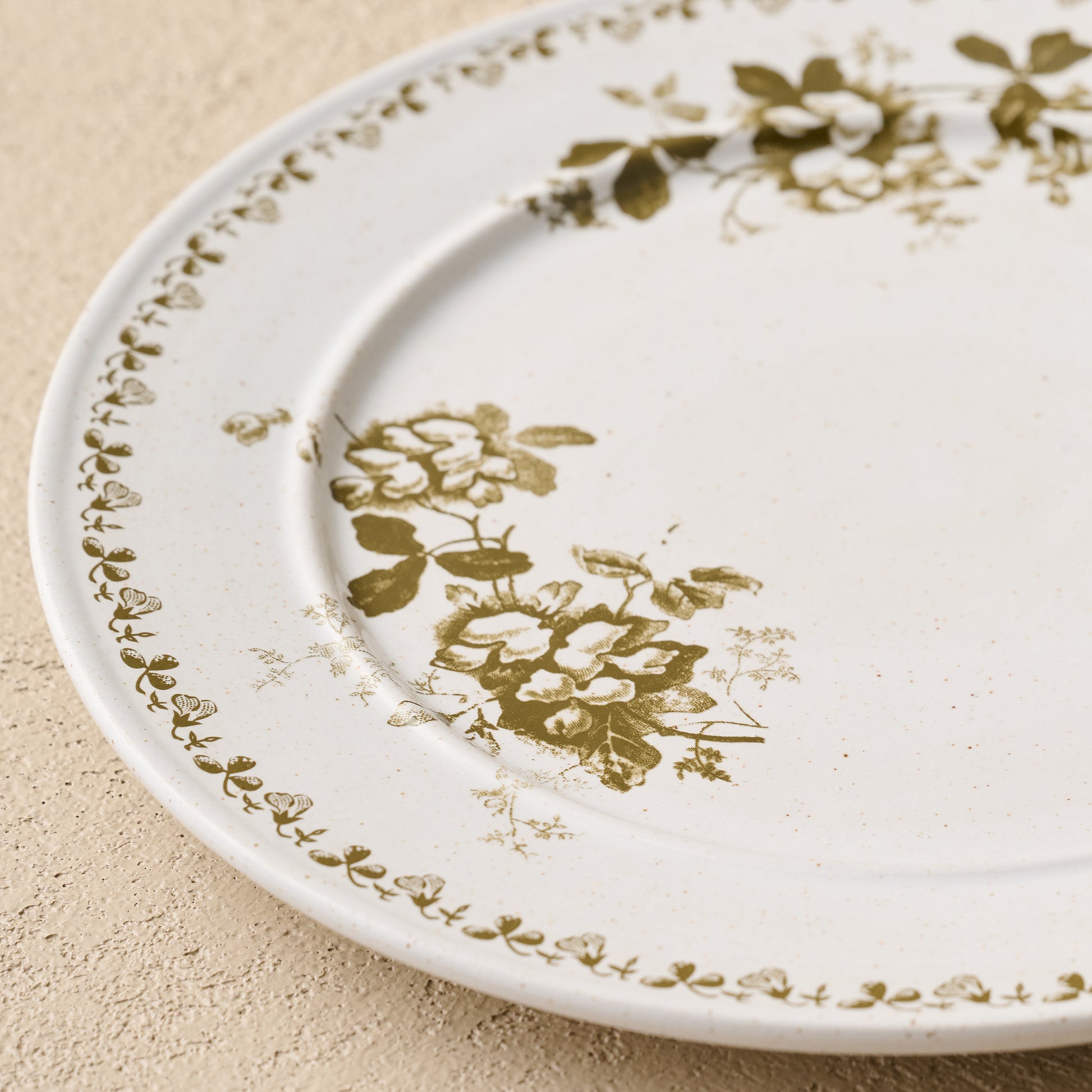 Heirloom Garden Floral Dinner Plate up close